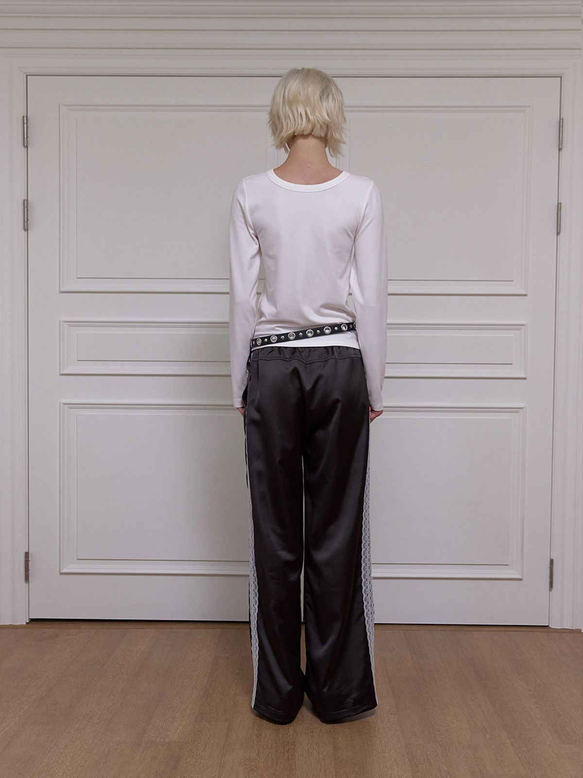 민더리(MEENDERI) 2WAY CLASSIC LONG SLEEVE - WHITE
