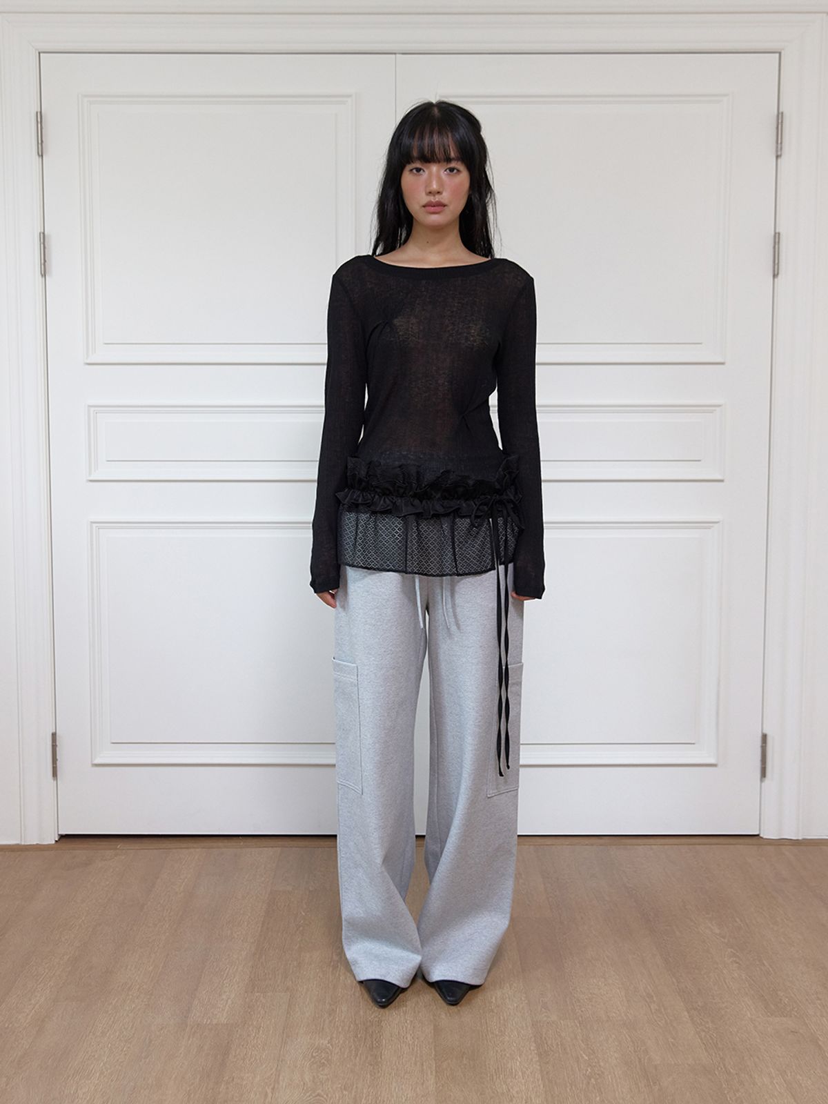 민더리(MEENDERI) PINCHED SEE-THROUGH TOP - BLACK