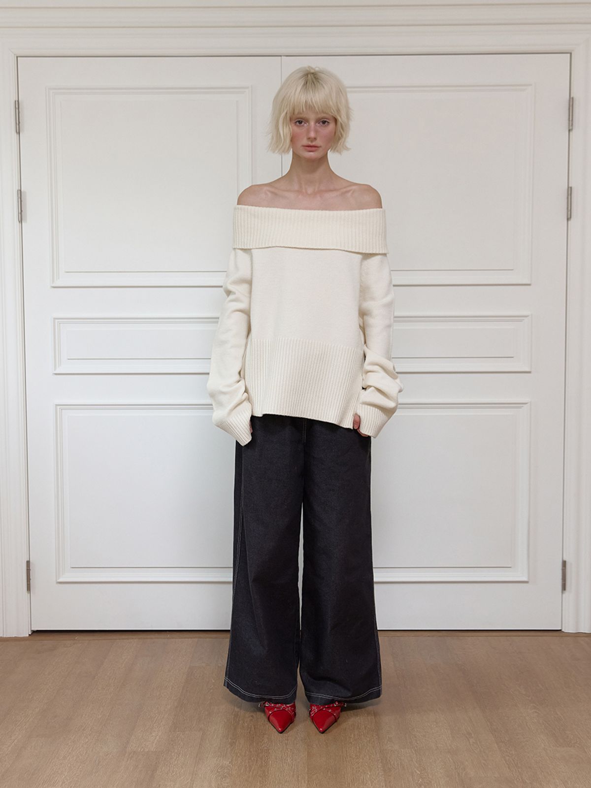민더리(MEENDERI) FOLDED OFF-SHOULDER KNIT - IVORY