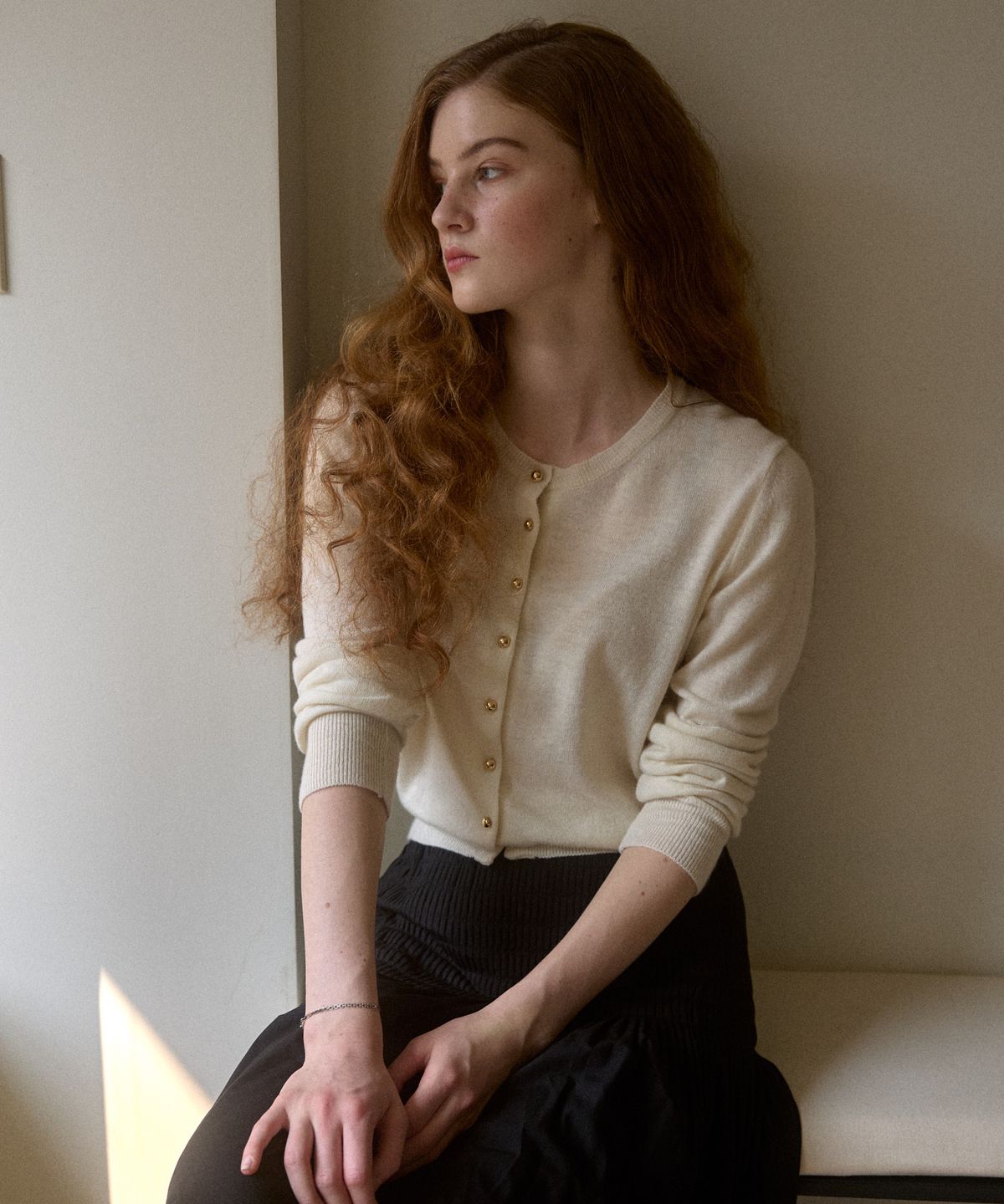 오픈도어스튜디오(OPENDOORSTUDIO) gold button cash cardigan ivory