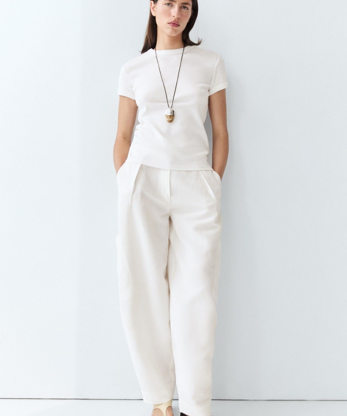 마시모두띠(MASSIMO DUTTI) 100% 코튼 반팔 티셔츠