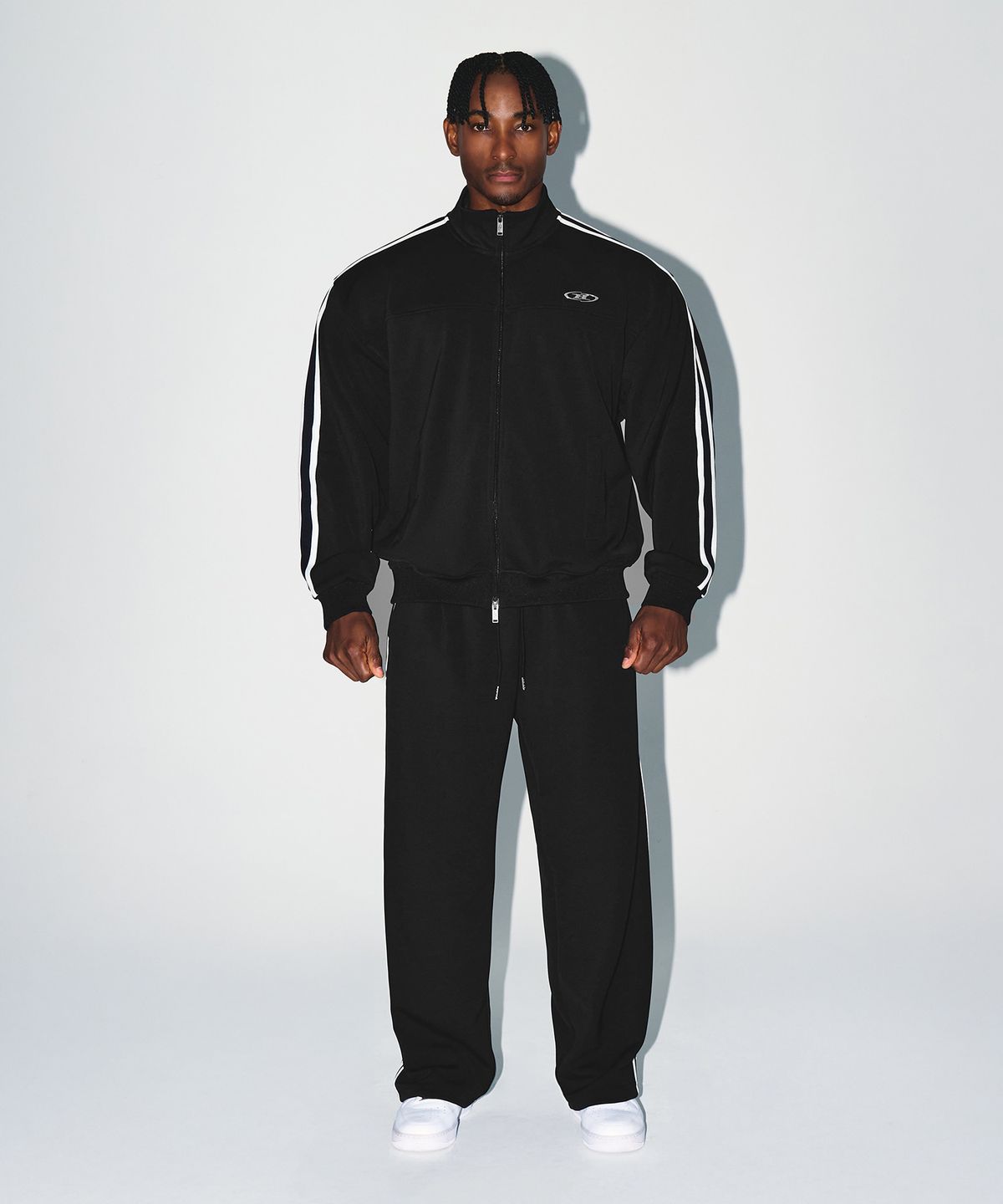 본투윈(BORN TO WIN) CHROME B JERSEY TRACK JACKET [BLACK]
