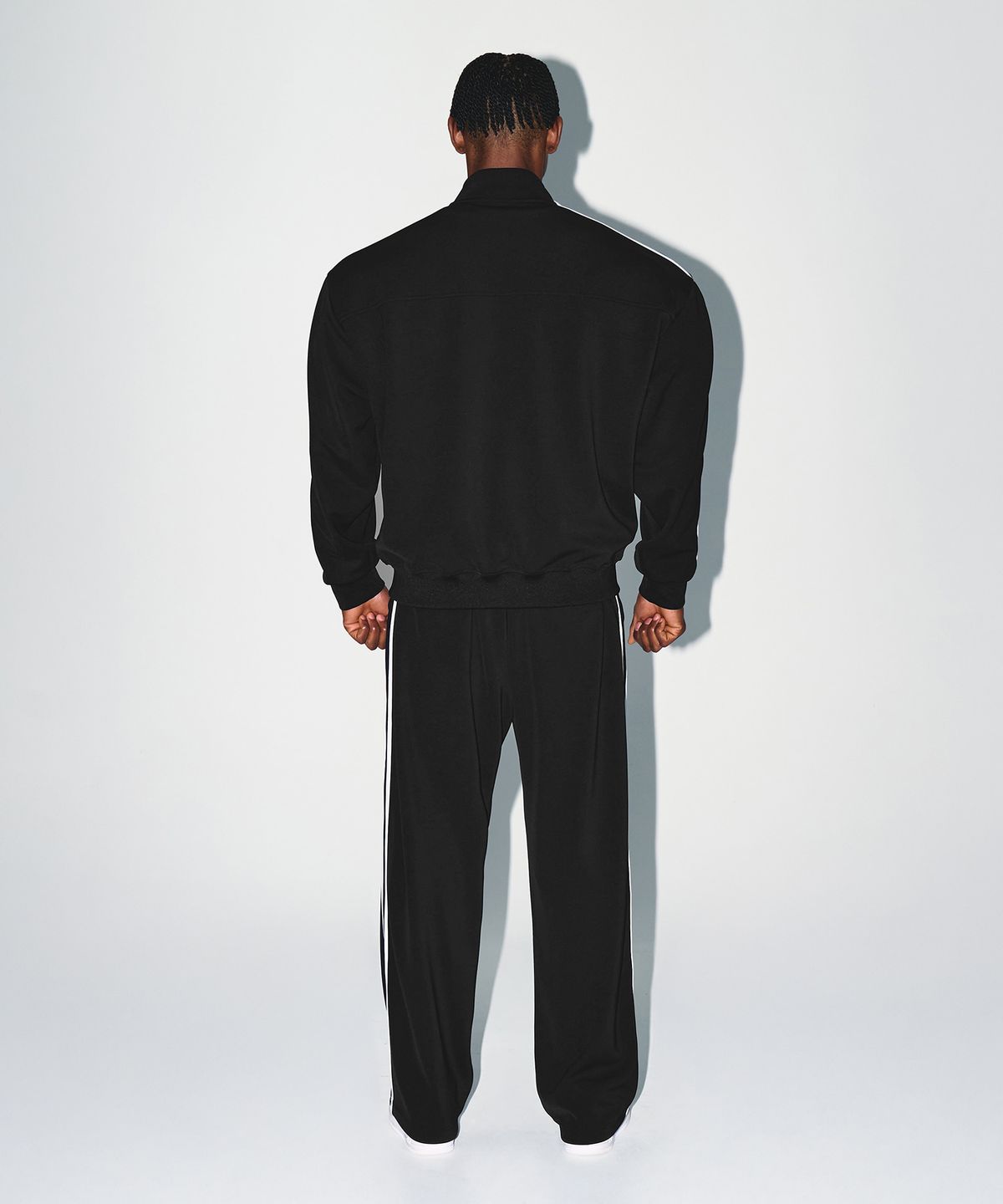 본투윈(BORN TO WIN) CHROME B JERSEY TRACK JACKET [BLACK]