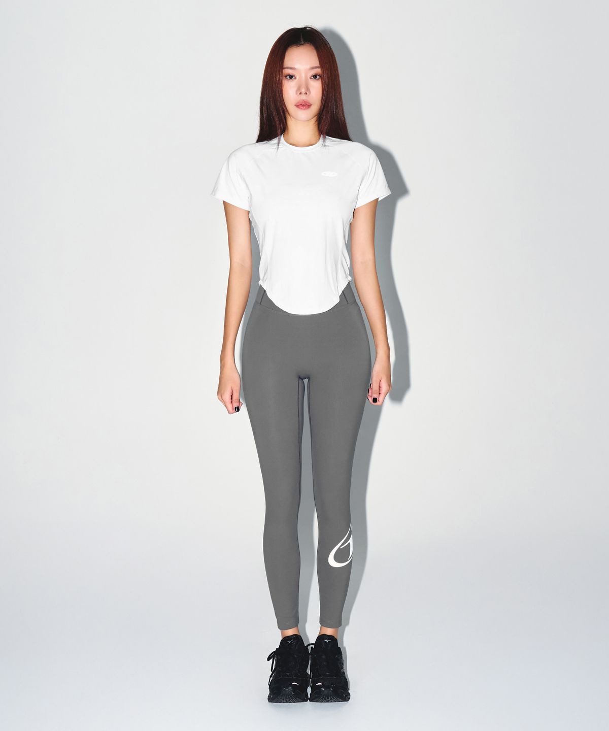 본투윈(BORN TO WIN) W SYMBOL B VENTILATION T-SHIRTS [WHITE]
