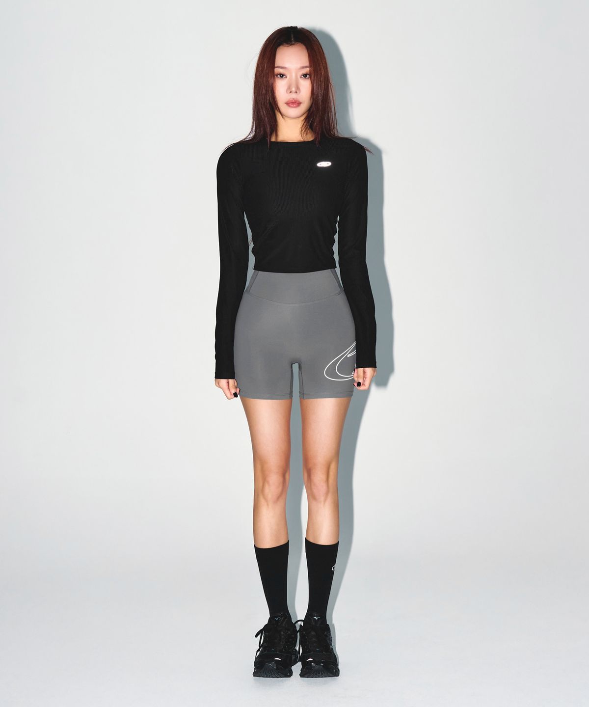 본투윈(BORN TO WIN) W FITNESS RIBBED LONG SLEEVE [BLACK]