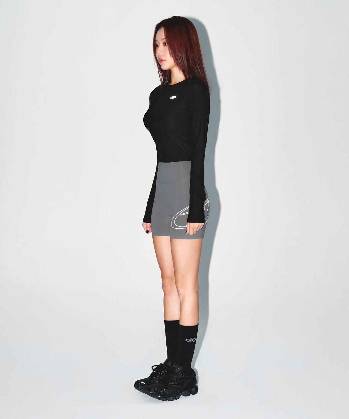 본투윈(BORN TO WIN) W FITNESS RIBBED LONG SLEEVE [BLACK]