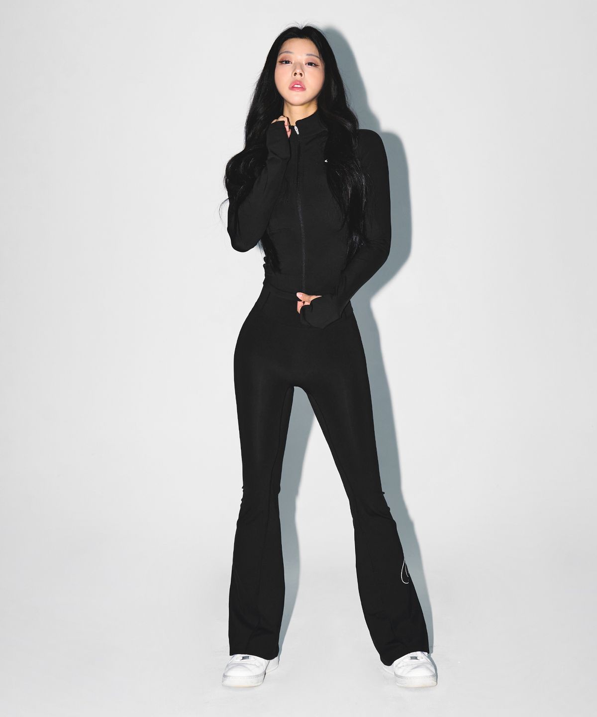 본투윈(BORN TO WIN) W COMPRESSION FULL ZIP UP JACKET [BLACK]
