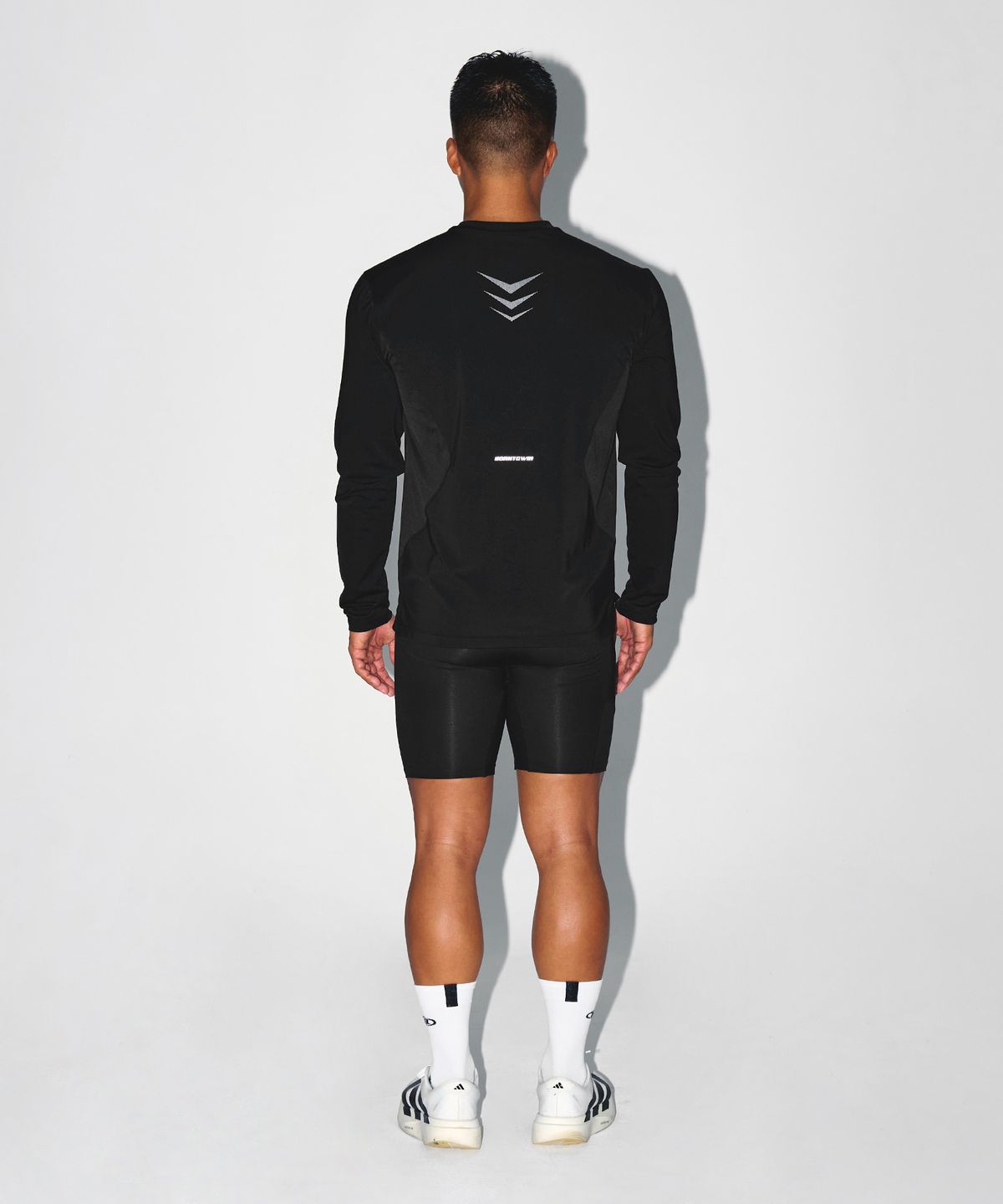 본투윈(BORN TO WIN) STROKE B QUICK DRY LONG SLEEVE [BLACK]