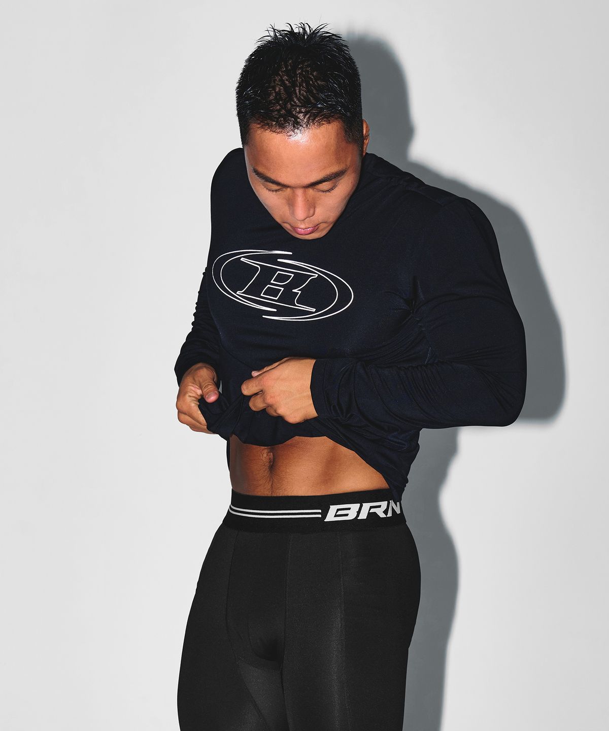 본투윈(BORN TO WIN) STROKE B QUICK DRY LONG SLEEVE [BLACK]
