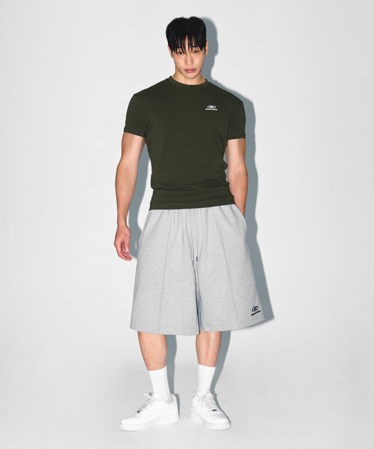 본투윈(BORN TO WIN) B-SYMBOL LOGO PINTUCK BERMUDA PANTS [MELANGE GREY]