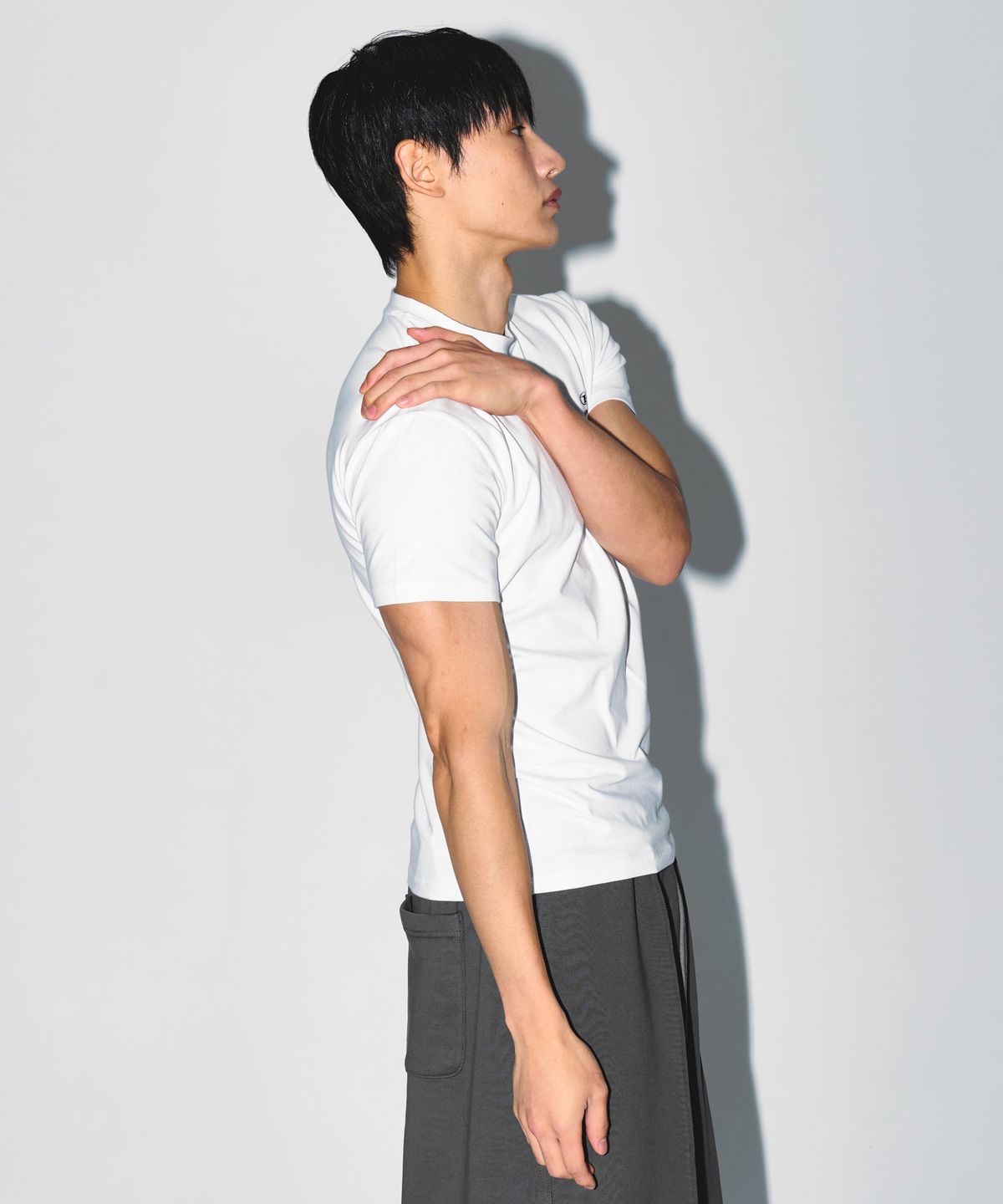 본투윈(BORN TO WIN) B-SYMBOL LOGO MUSCLE FIT T-SHIRTS [WHITE]
