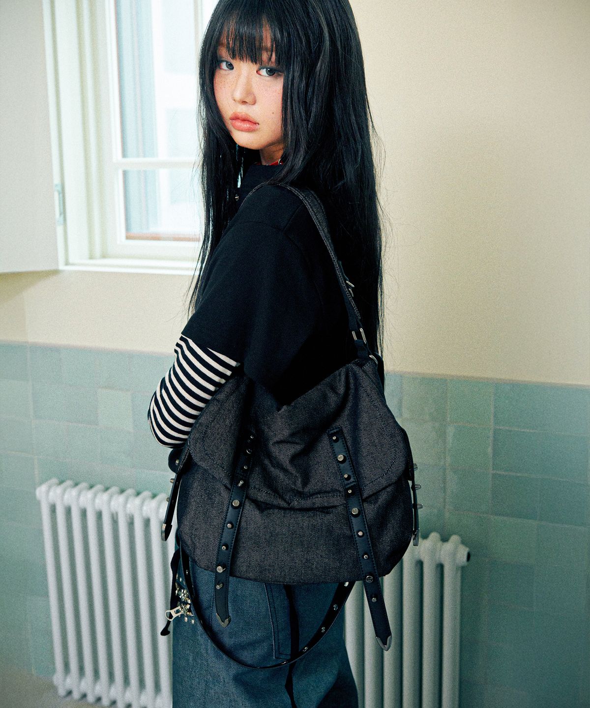 닐링(NILLRING) 11AM30 Stud shoulder bag _ Black Jean