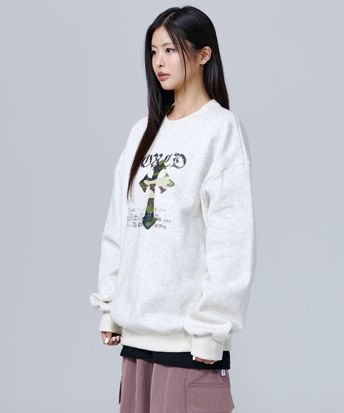 어 월드 올(A WORLD ALL) CAMOUFLAGE 오버핏 맨투맨(SAMAWA-0004)