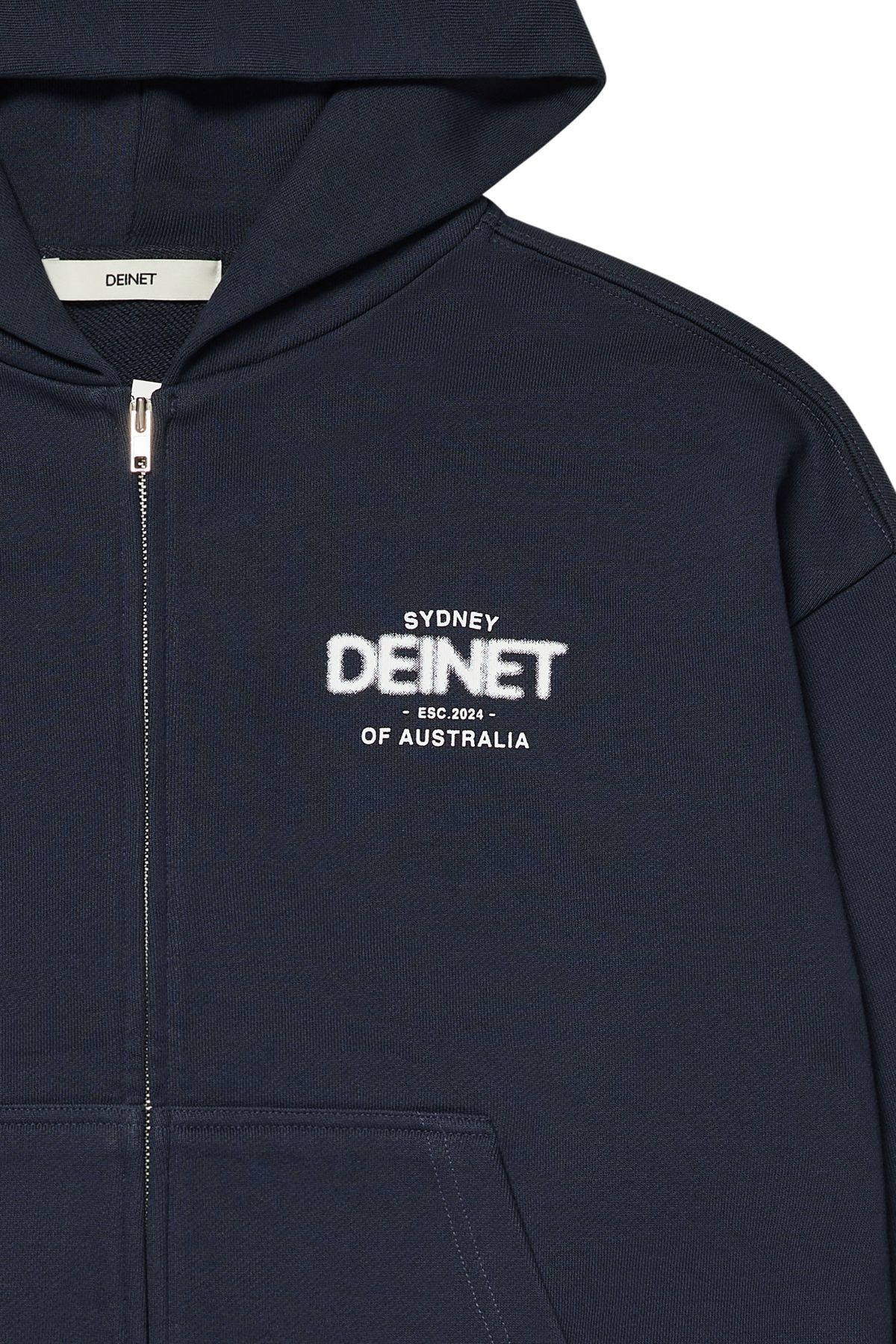 다이닛(DEINET) LOST IN SYDNEY ZIP-UP HOODIE IN NAVY