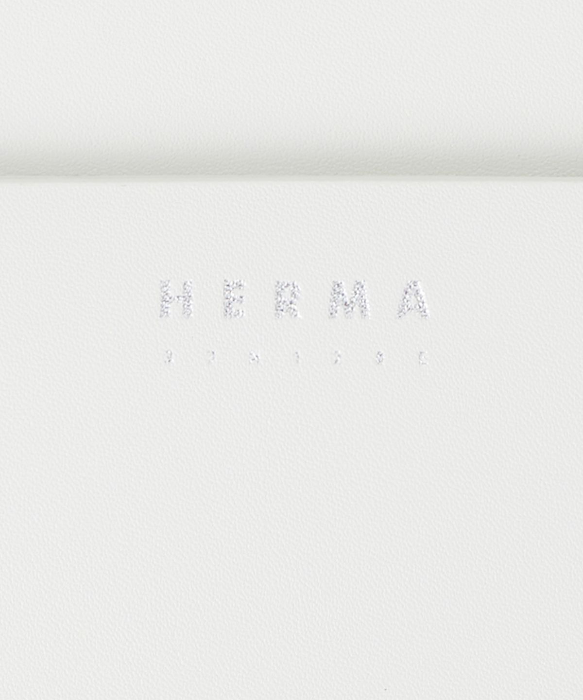 헤르마(HERMA) 보이에 오거나이저 화이트 블랙 스냅