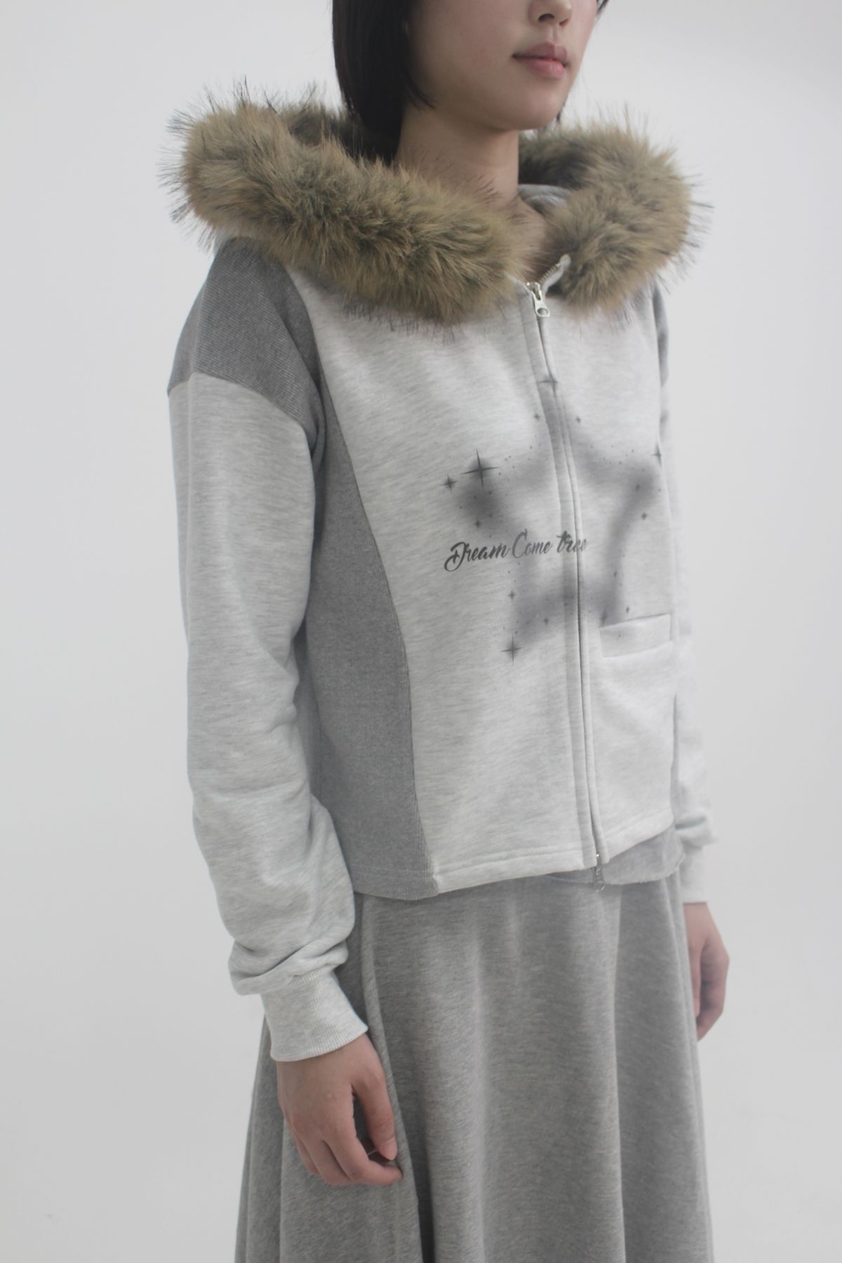 언어더컬러(ANOTHER COLOR) Dream Come True Fur Hoodie
