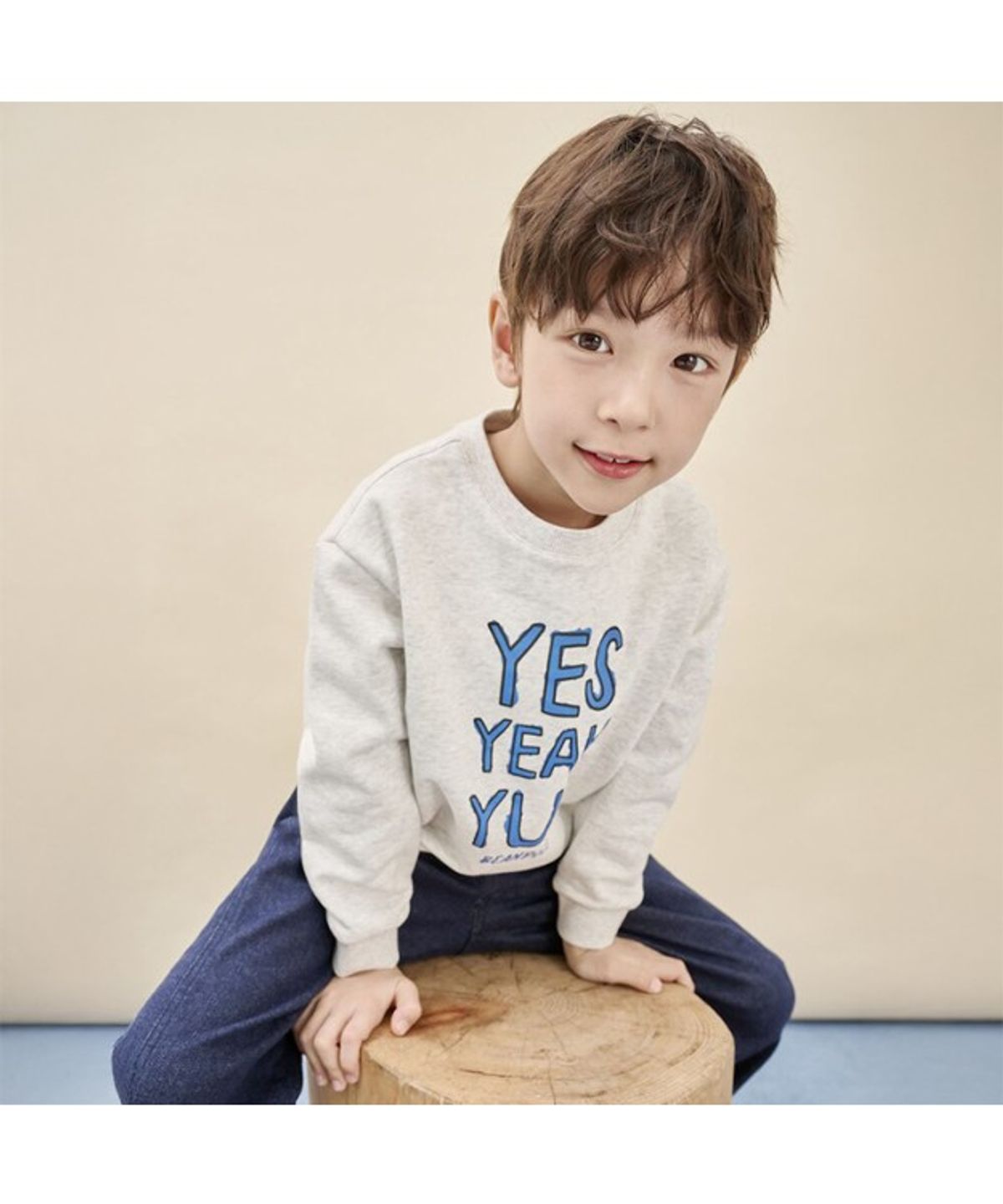 빈폴 키즈(BEANPOLE KIDS) 그래픽 스웨트 셔츠  라이트 그레이 (BI5941U082)