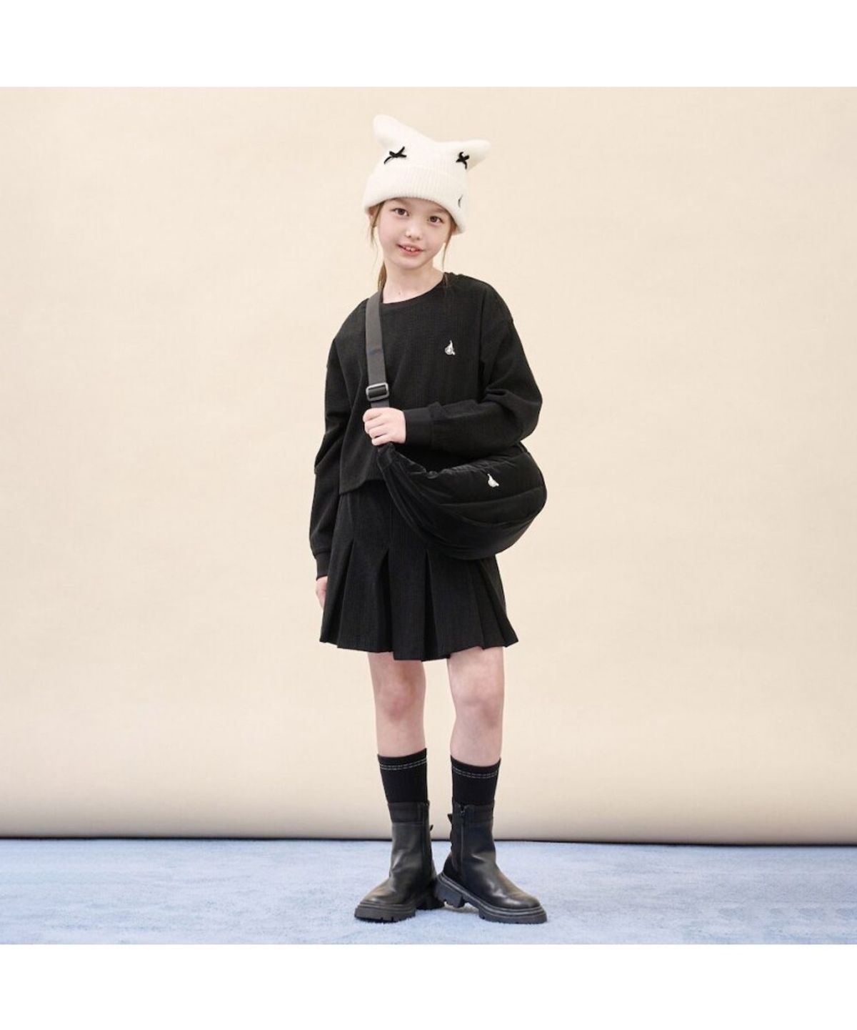 빈폴 키즈(BEANPOLE KIDS) 벨벳틴 호보백  블랙 (BI59D2U015)