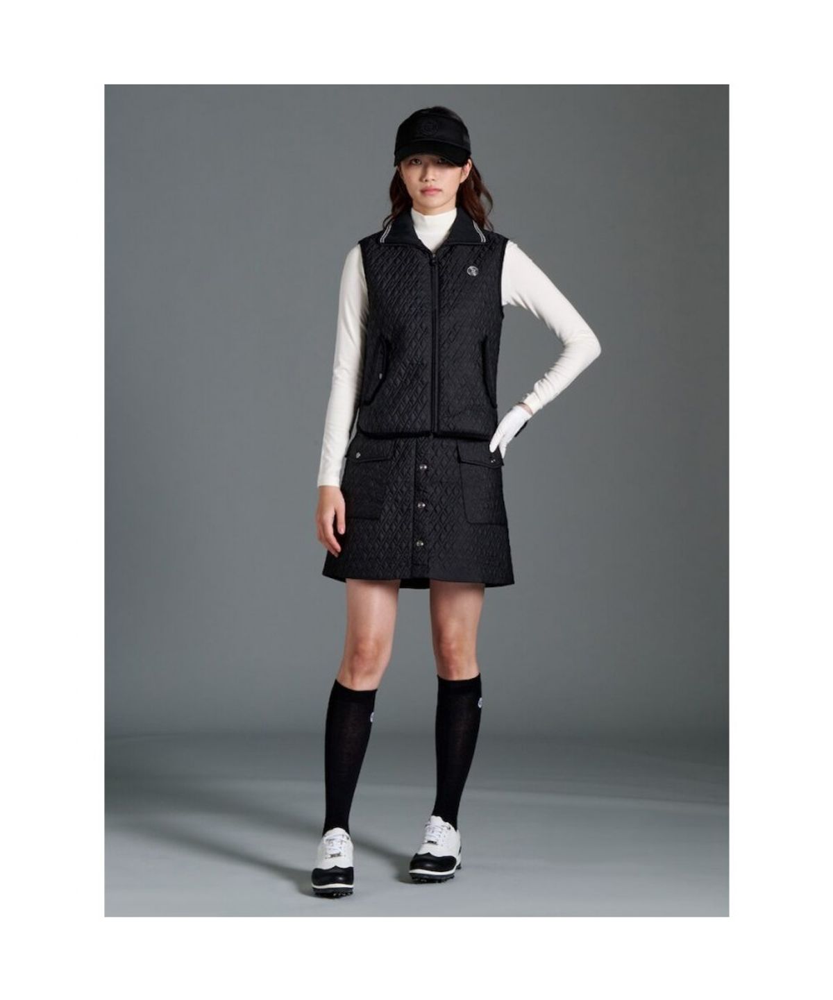 빈폴골프(BEANPOLE GOLF) 여성 패딩 퀼팅 큐롯 - 블랙