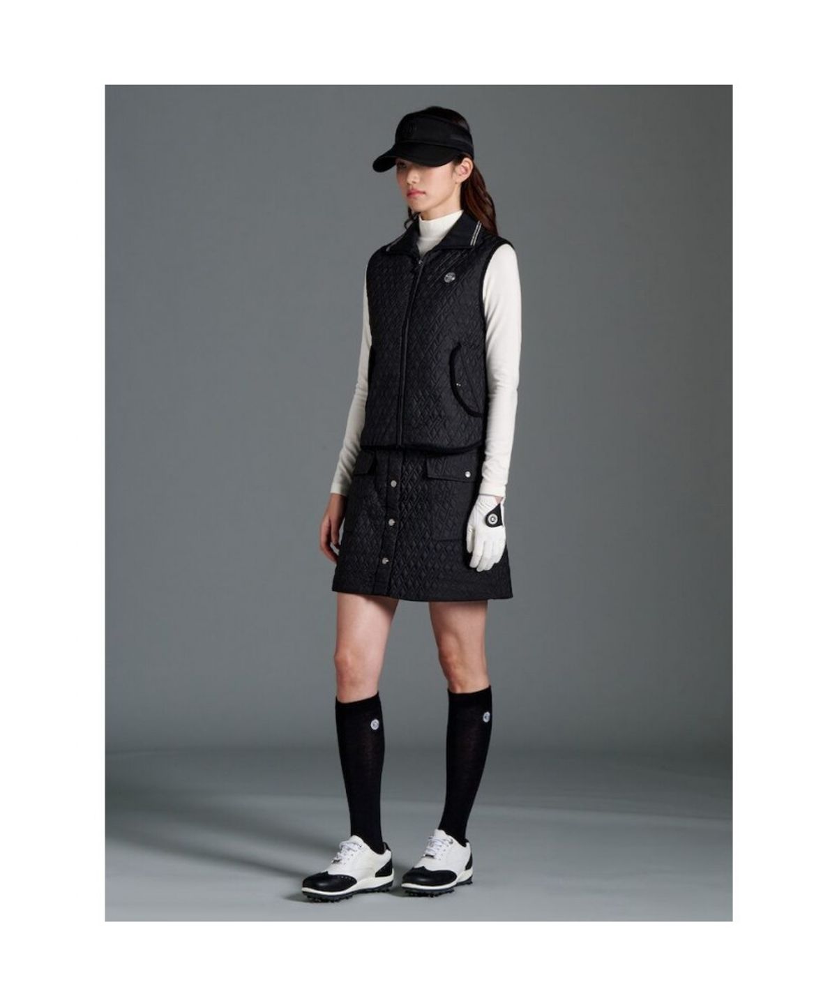 빈폴골프(BEANPOLE GOLF) 여성 패딩 퀼팅 큐롯 - 블랙