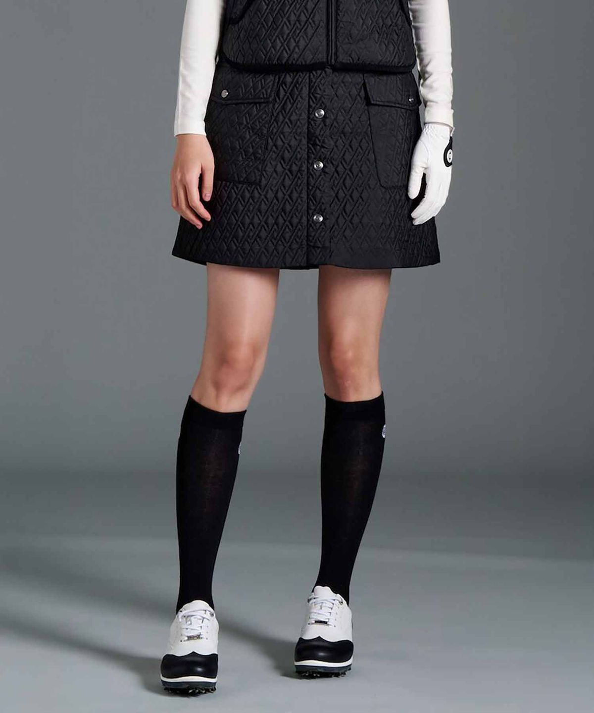 빈폴골프(BEANPOLE GOLF) 여성 패딩 퀼팅 큐롯 - 블랙