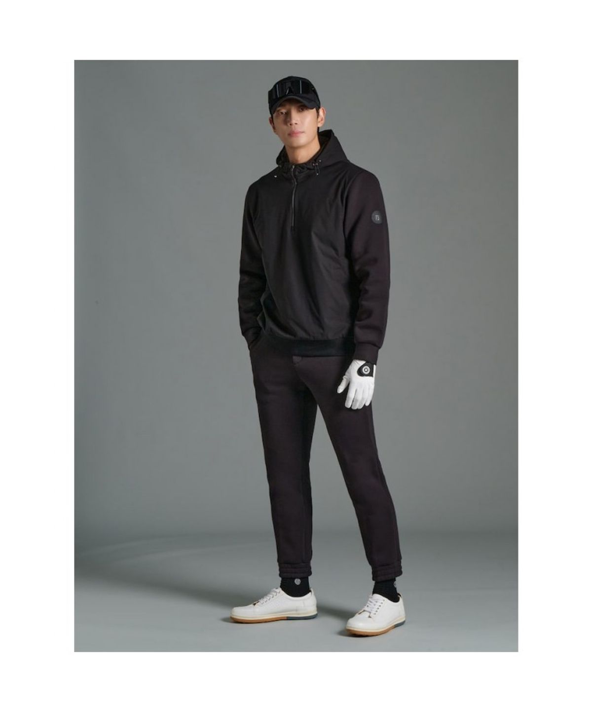 빈폴골프(BEANPOLE GOLF) 남성 패딩 믹스 하이브리드 맨투맨 티셔츠 - 블랙