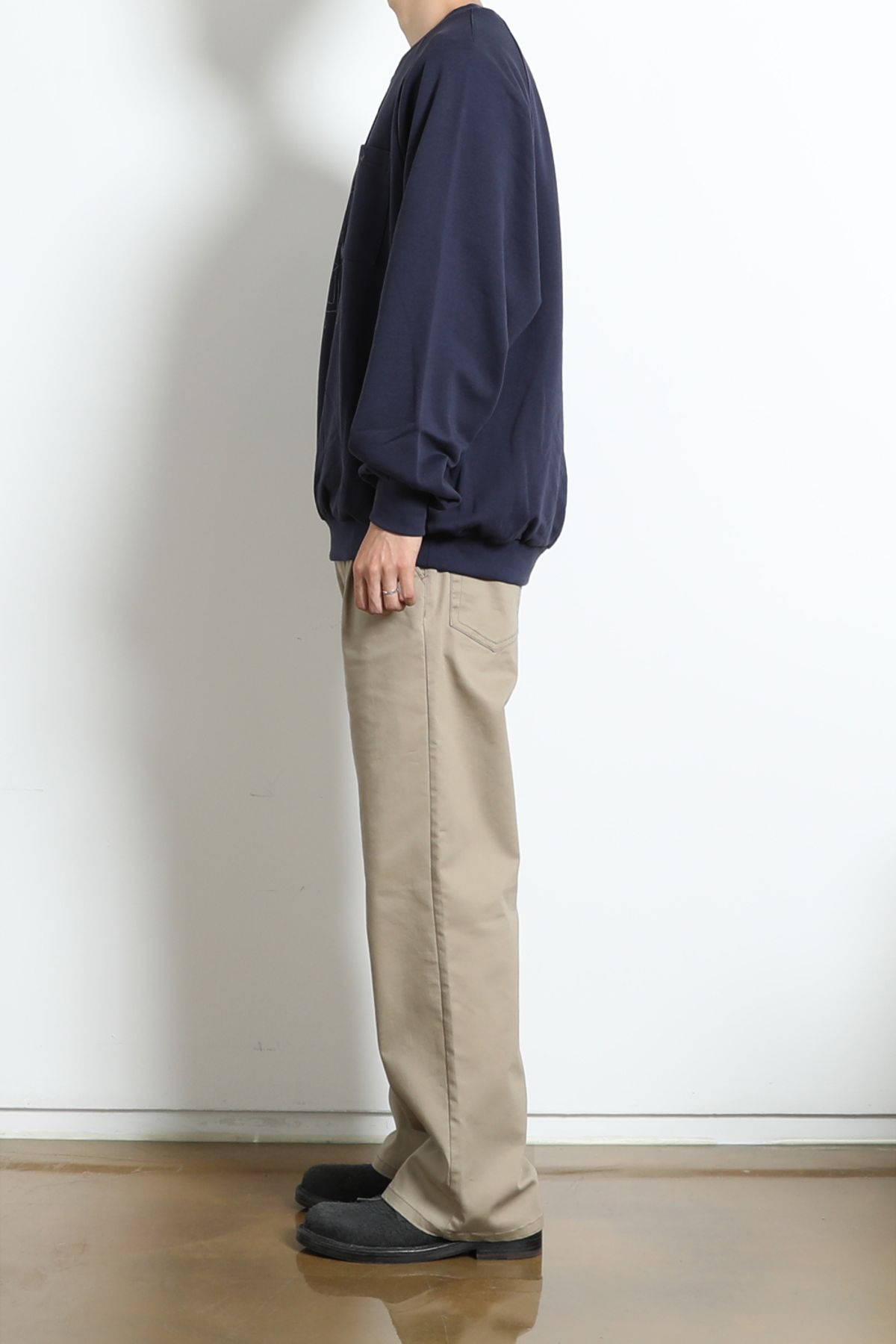 홀리선(HORLISUN) Jameson Graphic Sweatshirt Navy