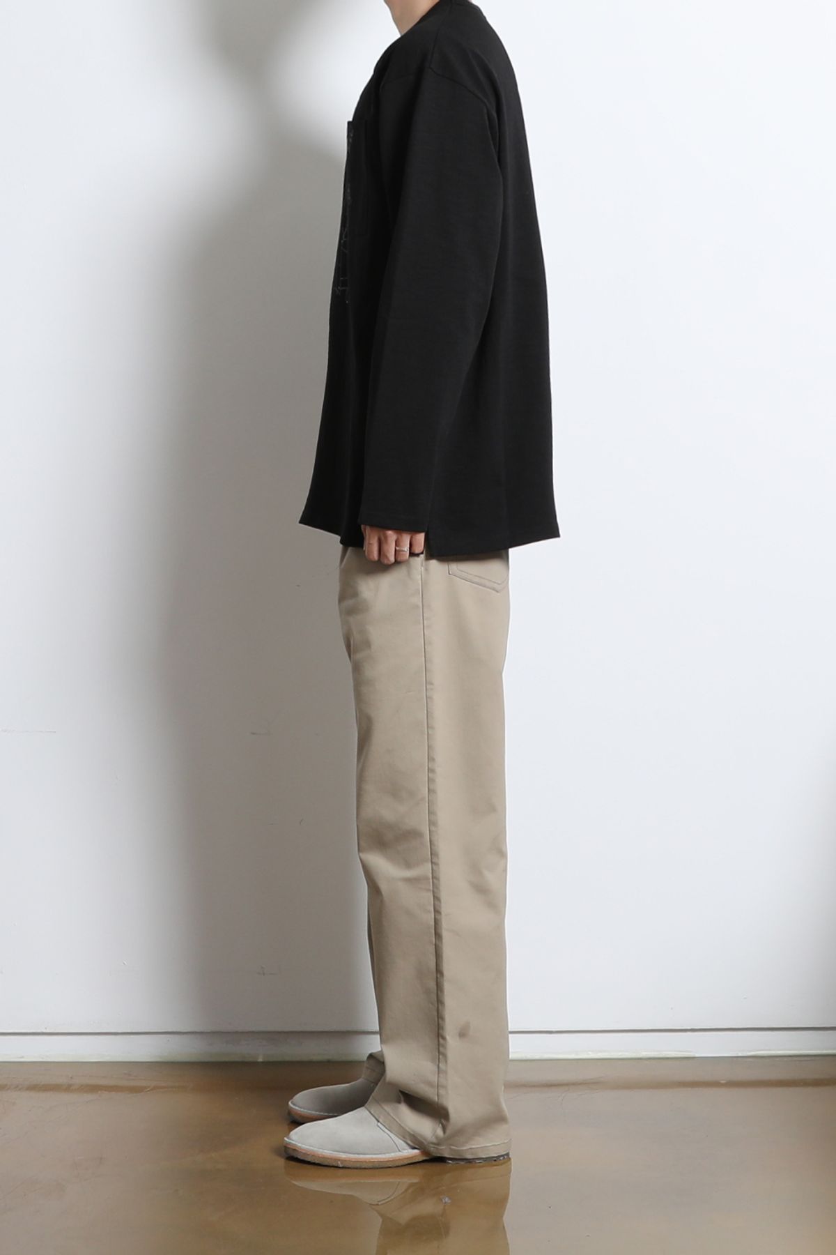 홀리선(HORLISUN) Lawrence Slub Graphic Pocket T-shirt Black