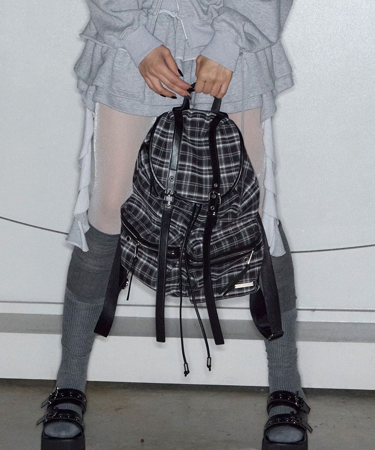 낫노잉(NOTKNOWING) Double Belted Moto Backpack (CHECK)