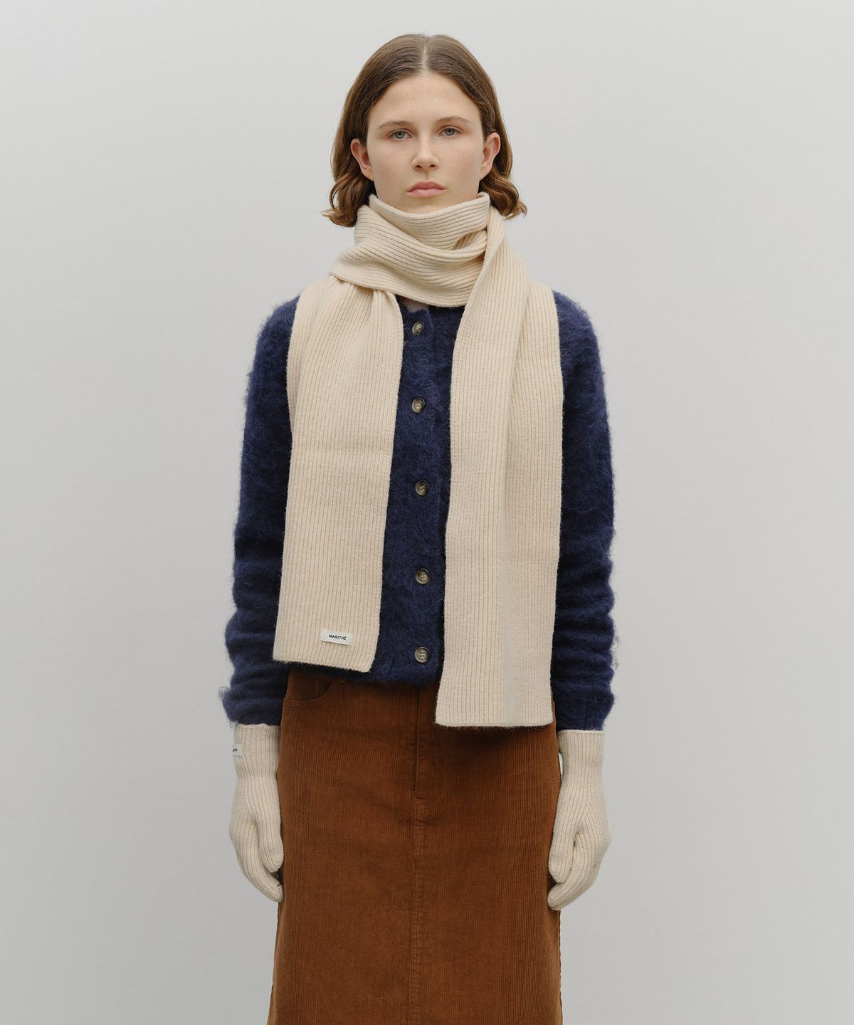 마리떼 프랑소와 저버(MARITHÉ + FRANҪOIS GIRBAUD) REGULAR LOGO MUFFLER & GLOVE beige
