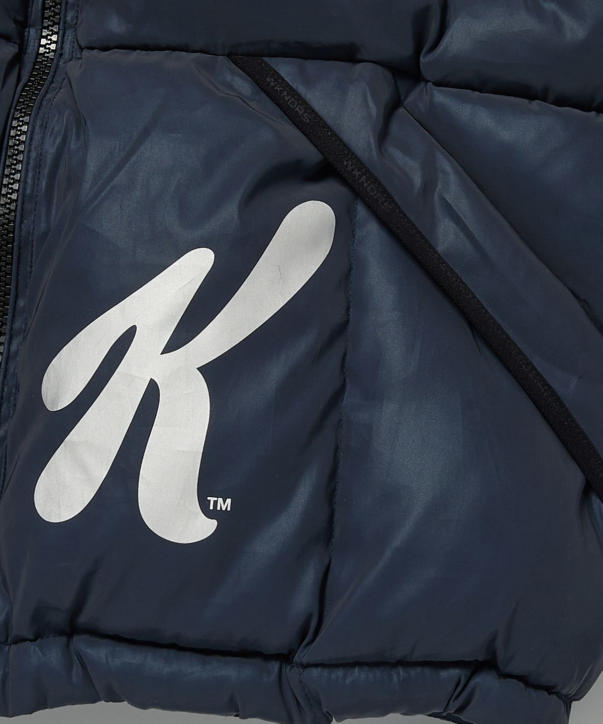 위캔더스(WKNDRS) KELLOGGS SPONSOR PUFFER JK (NAVY)