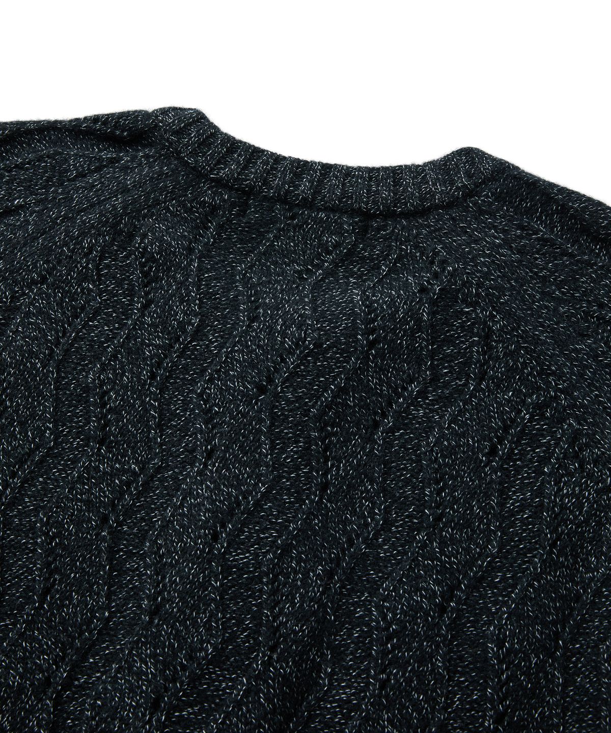 엠엠아이씨(MMIC) WAVY ZIP CARDIGAN (BLACK)
