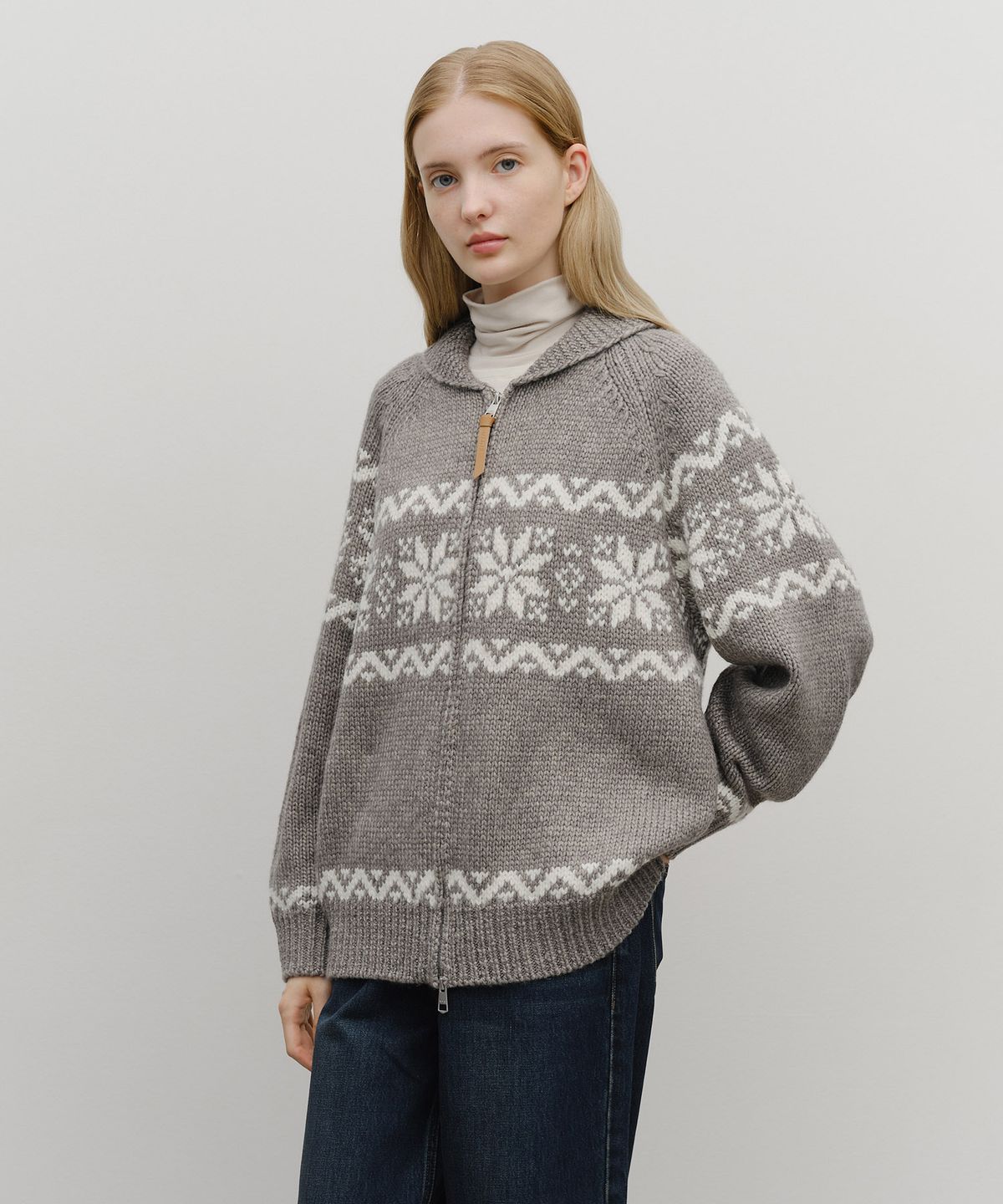 마리떼 프랑소와 저버(MARITHÉ + FRANҪOIS GIRBAUD) NORDIC COWICHAN CARDIGAN gray