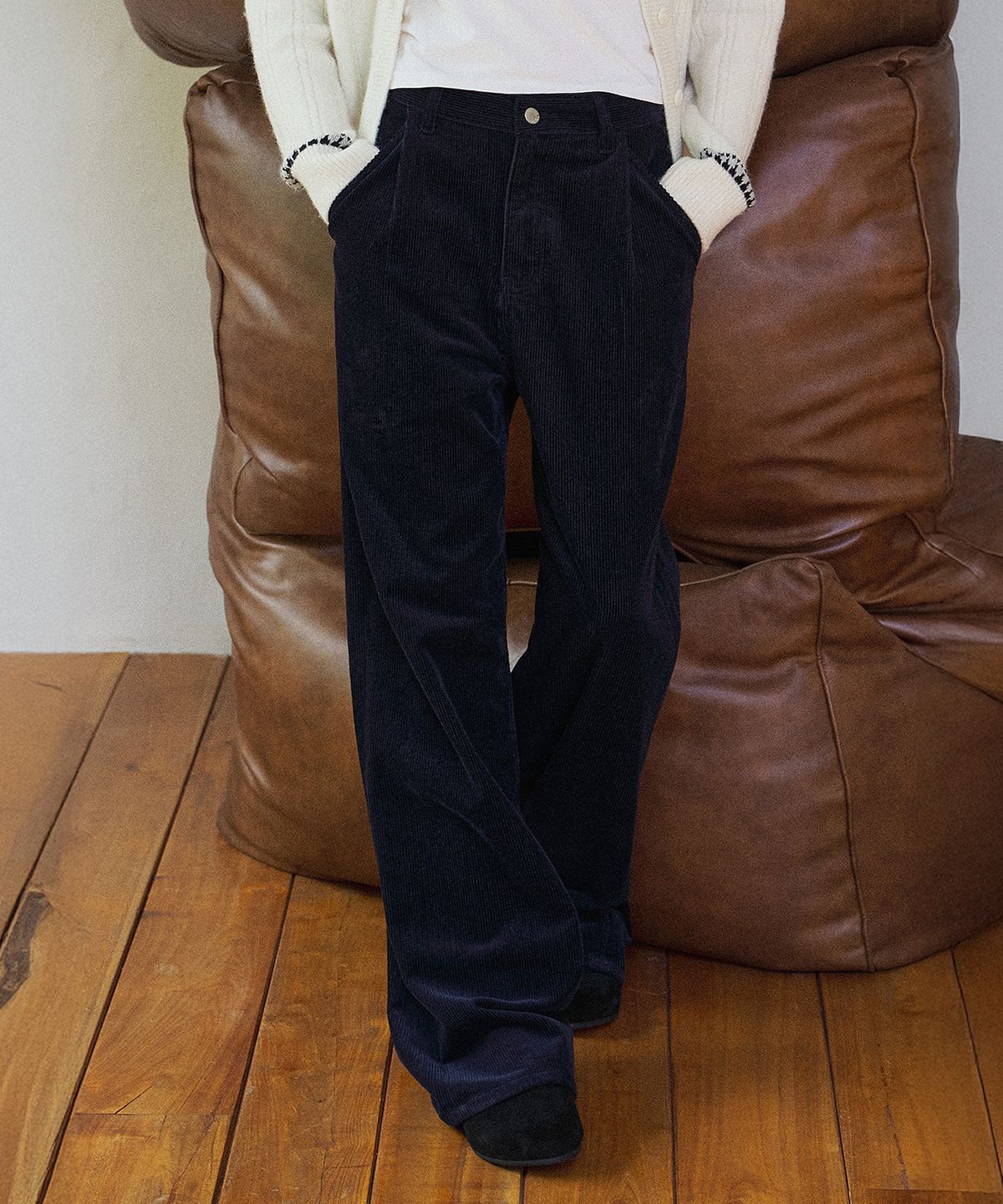 하우스 오브 폰드(HOUSE OF POND) Wide Legs Corduroy Denim Jeans_Navy