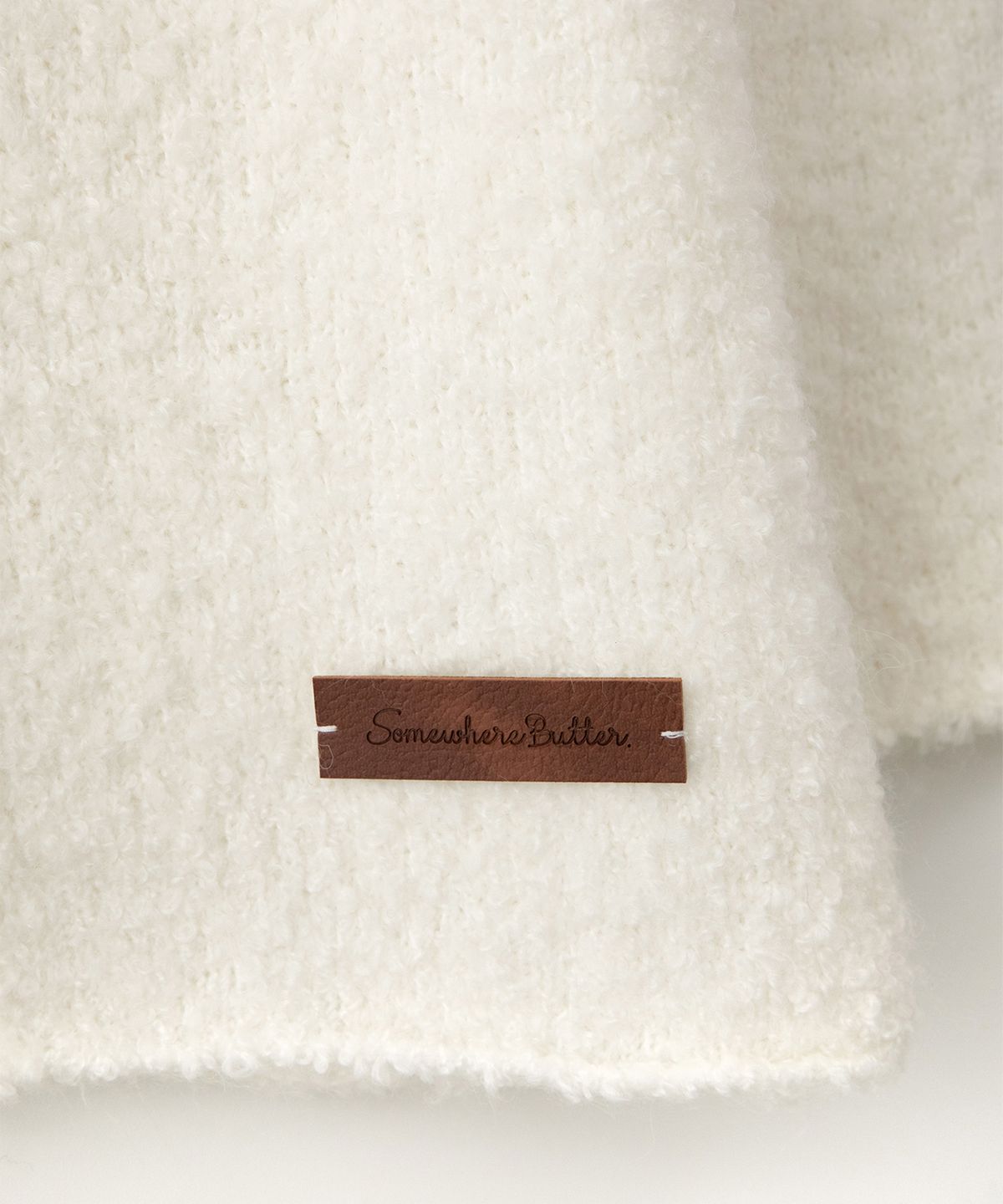 썸웨어버터(SOMEWHEREBUTTER) Boucle Long Sleeve Knit - Ivory