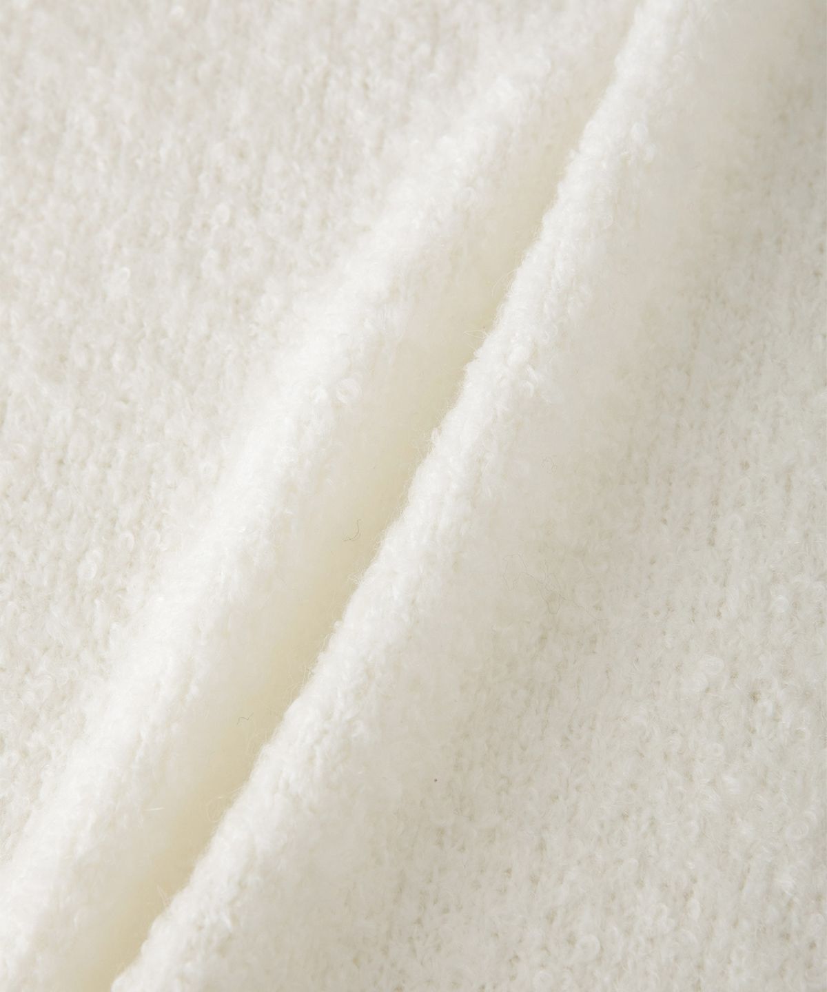 썸웨어버터(SOMEWHEREBUTTER) Boucle Long Sleeve Knit - Ivory