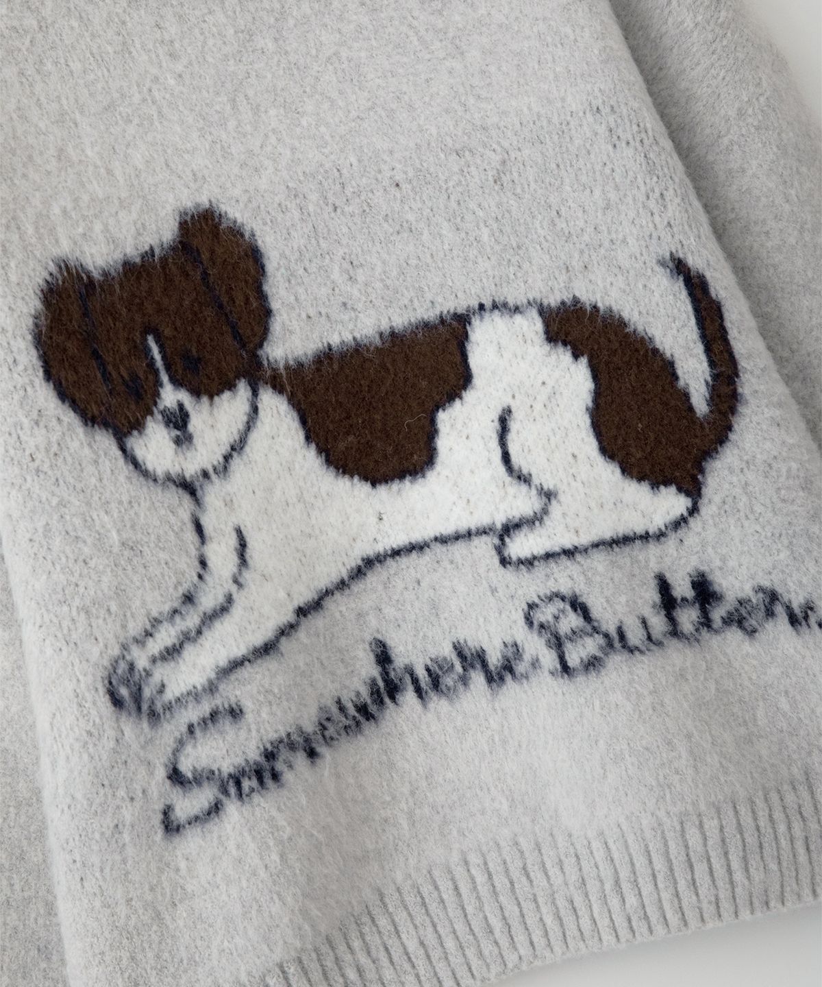 썸웨어버터(SOMEWHEREBUTTER) Puppy Wool Knit - Light Grey