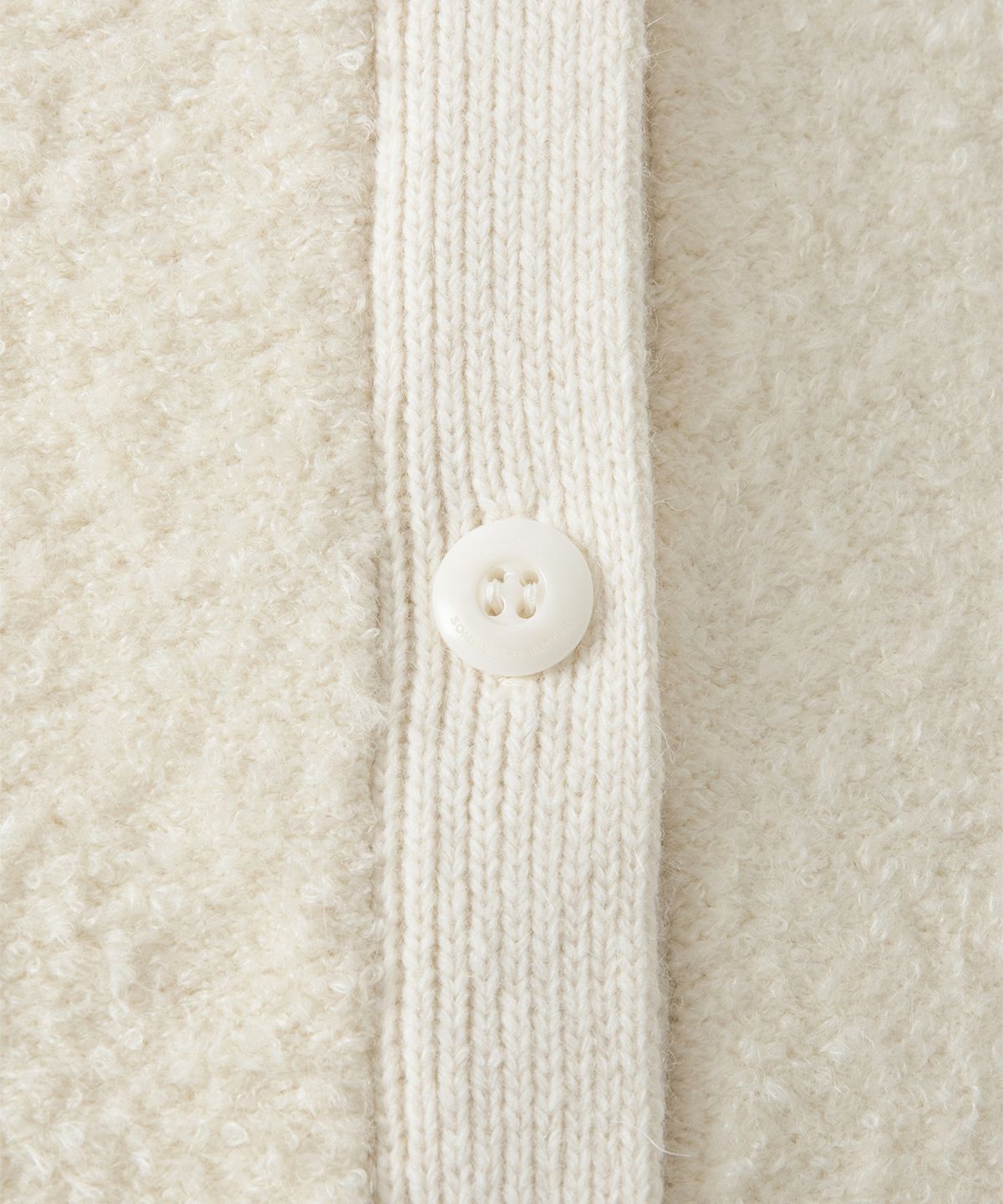 썸웨어버터(SOMEWHEREBUTTER) Rima Boucle V-Neck Cardigan - Ivory