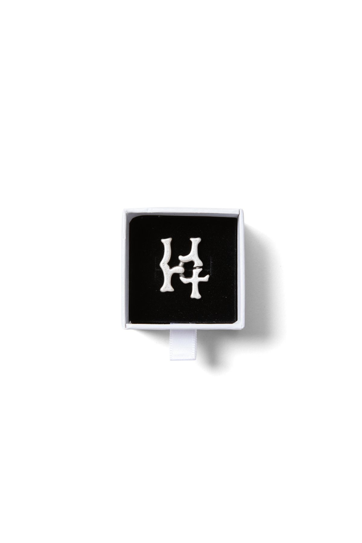 홀리선(HORLISUN) Crest Logo Brooch Silver Gray