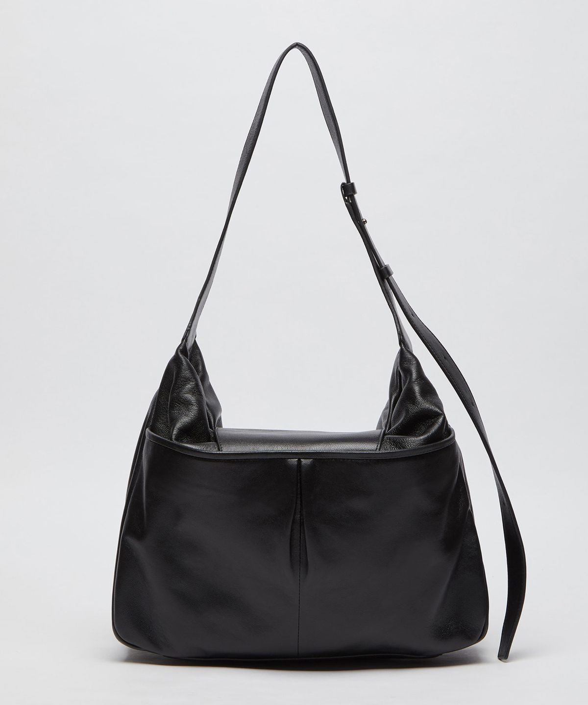 아카이브앱크(ARCHIVEPKE) Lock cargo bag(Deep sleep)_OVBAX25224PBK