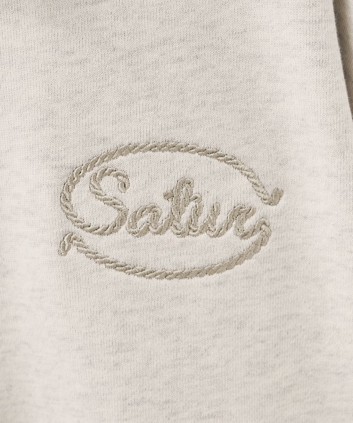 세터(SATUR) 로프 로고 루즈 핏 칼라 스웨트셔츠 멜란지 아이보리