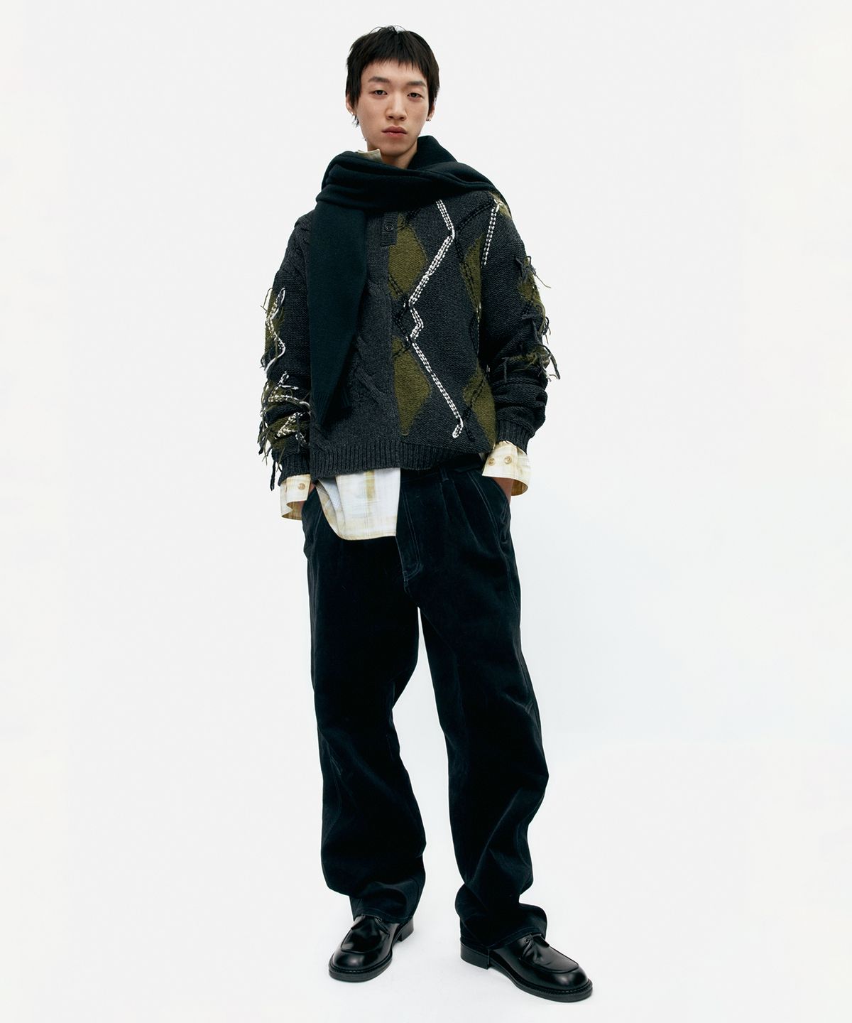 앤더슨벨(ADSB ANDERSSON BELL) ARGYLE FISHERMAN POLO SWEATER atb1346m(CHARCOAL)