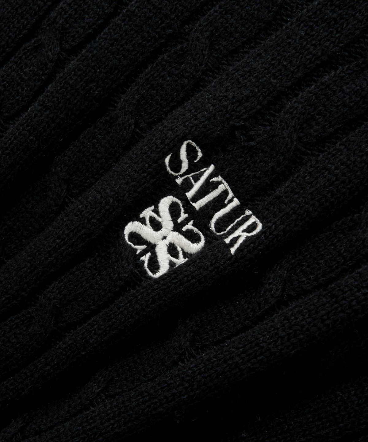 세터(SATUR) 베이직 케이블 크루 넥 니트 블랙