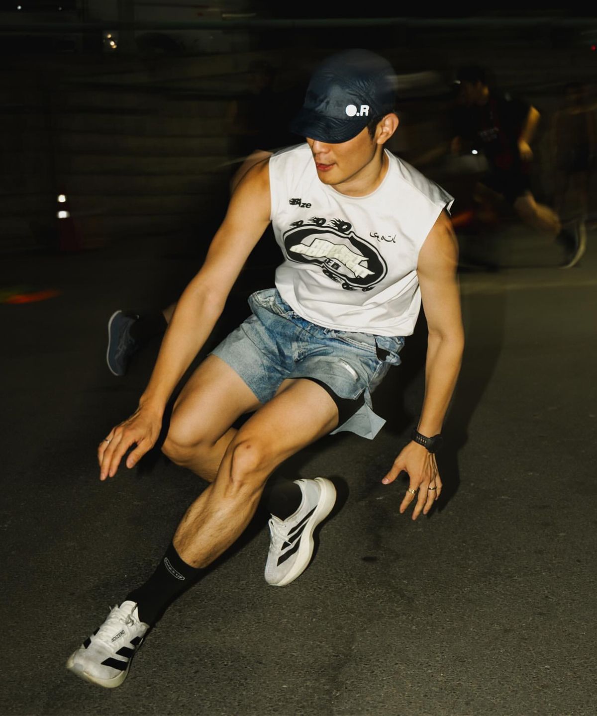 삭스업(SOCKSUP) 어텐션 드라이 러닝 크루삭스 PRO 블랙