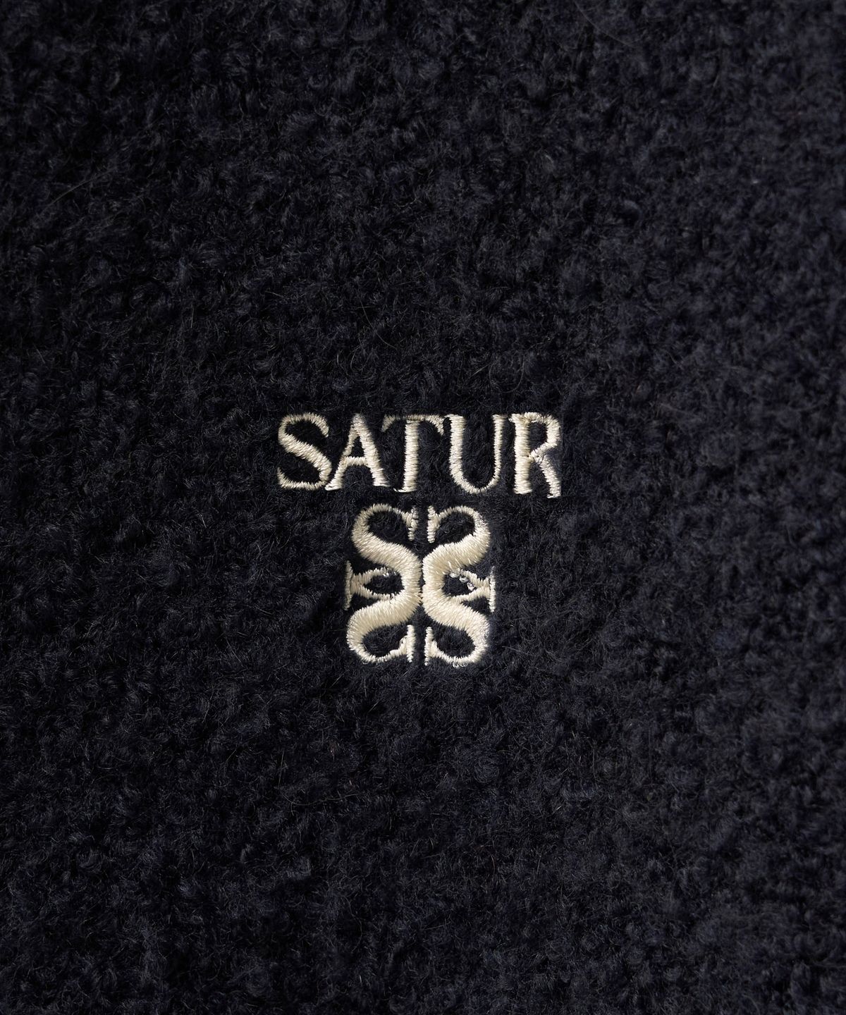 세터(SATUR) (W) 부클 크루 넥 가디건 네이비