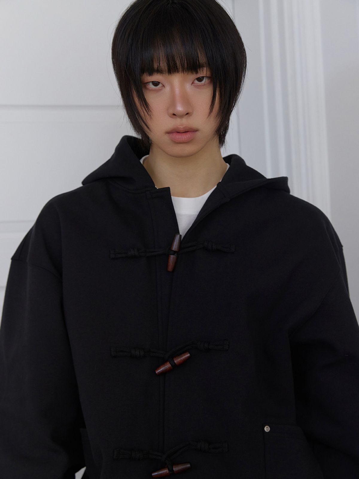 민더리(MEENDERI) [UNISEX] BIG POCKET DUFFLE JACKET - BLACK