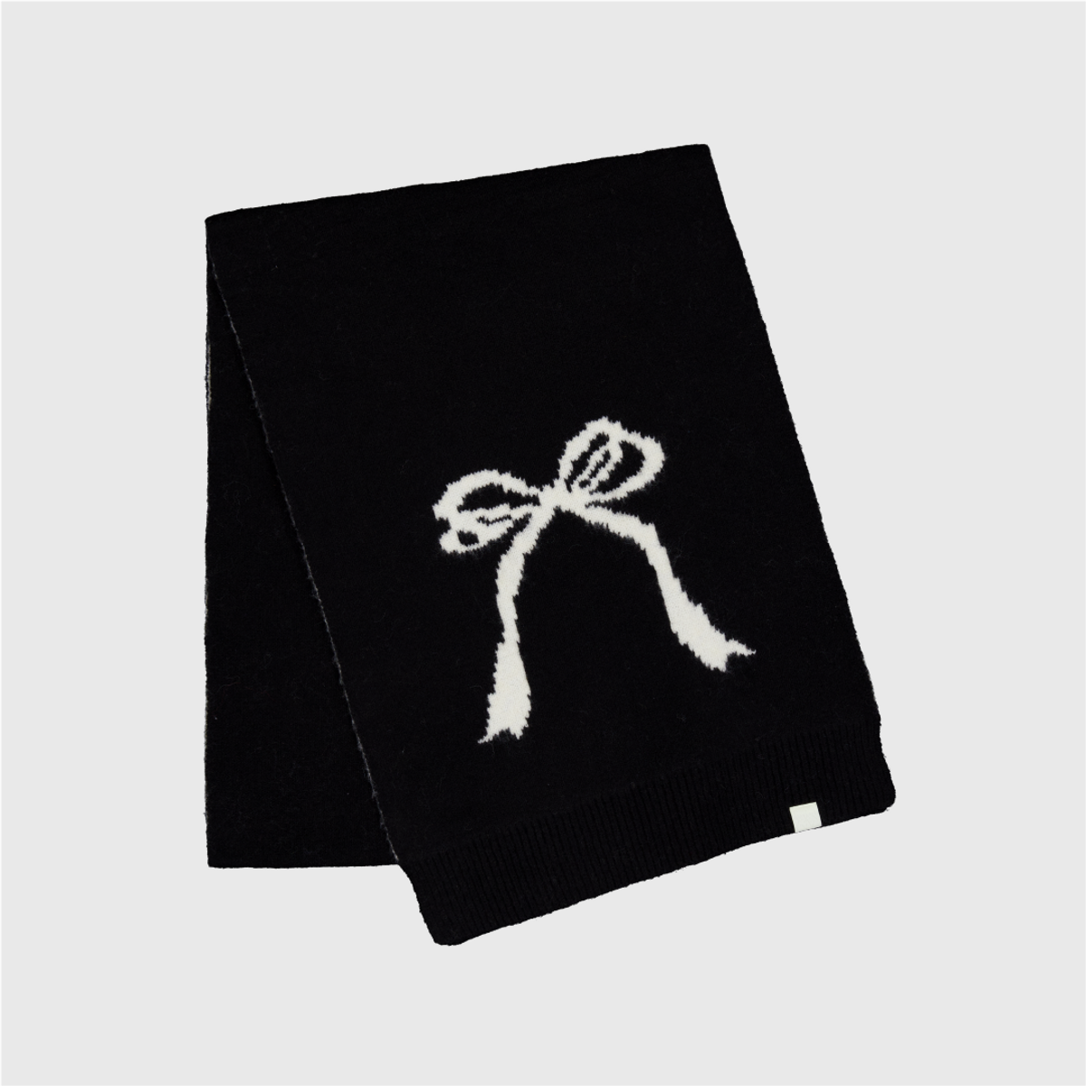 래니래니(RENNYRENNIE) RIBBON MUFFLER - 리본 머플러[ NIGHT BLACK M006NB]