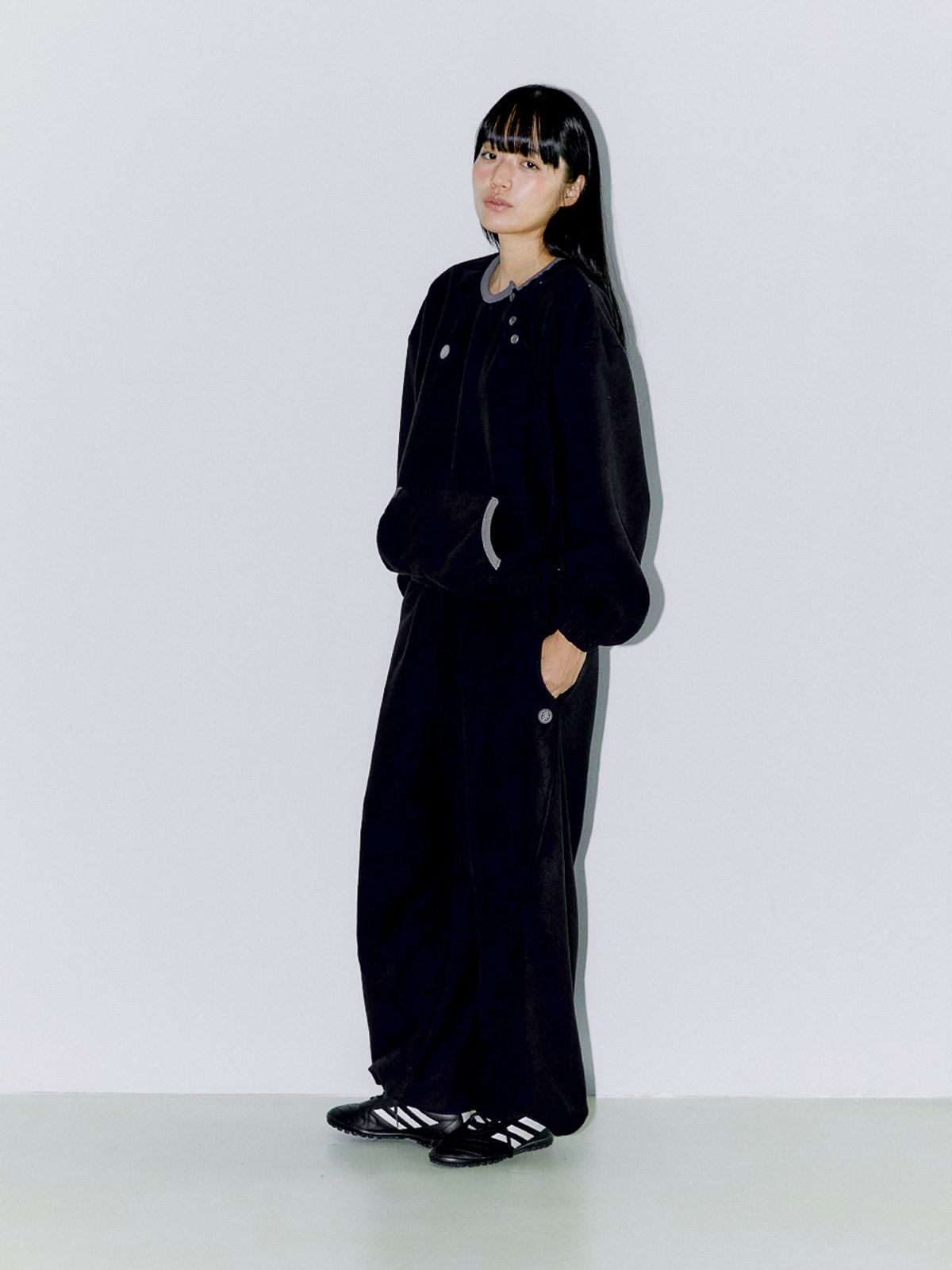 오피쉬(OAFISH) DIAGONAL FLEECE SWEAT SET UP, BLACK