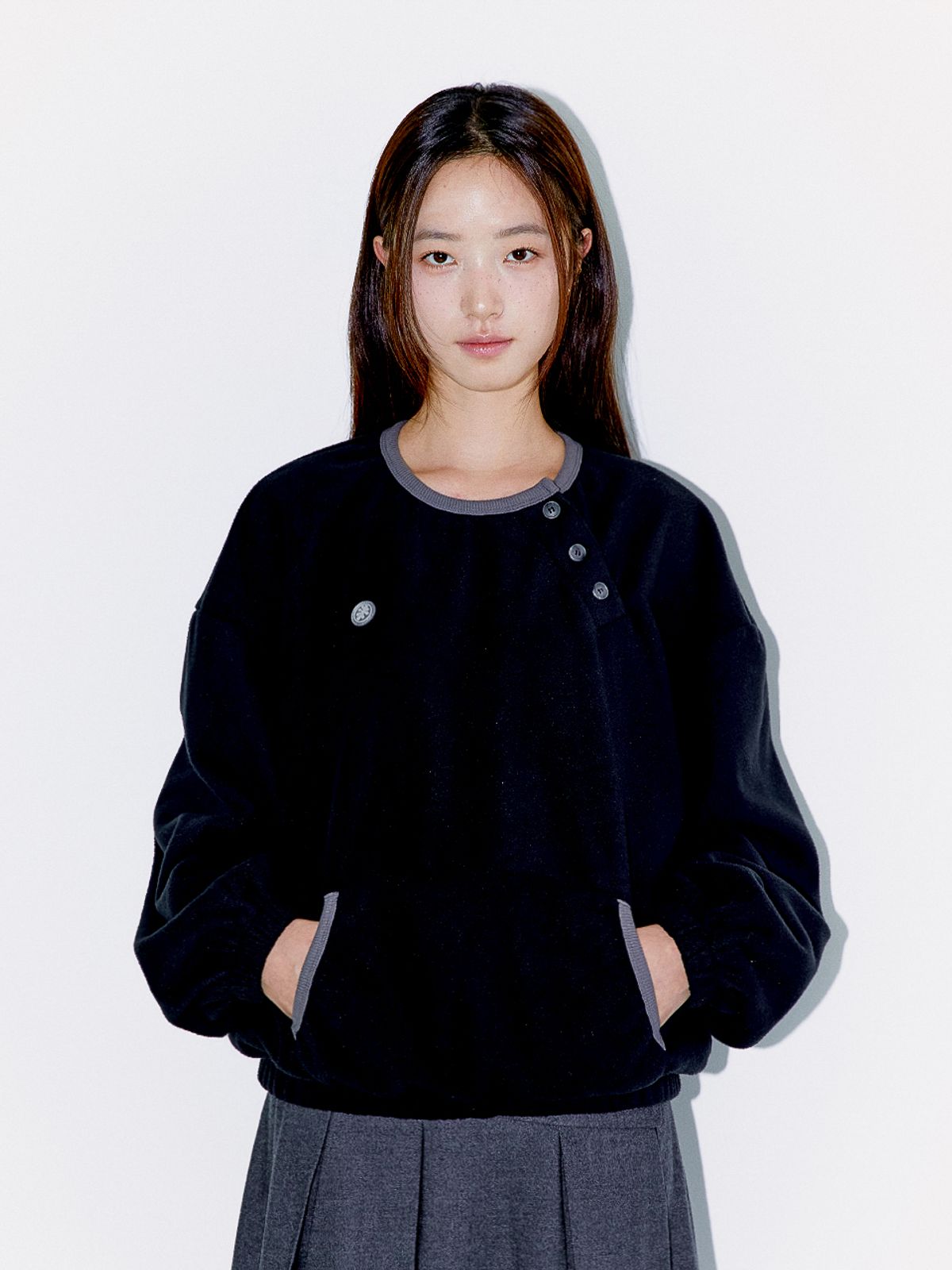 오피쉬(OAFISH) DIAGONAL HENLEY FLEECE SWEATSHIRTS, BLACK
