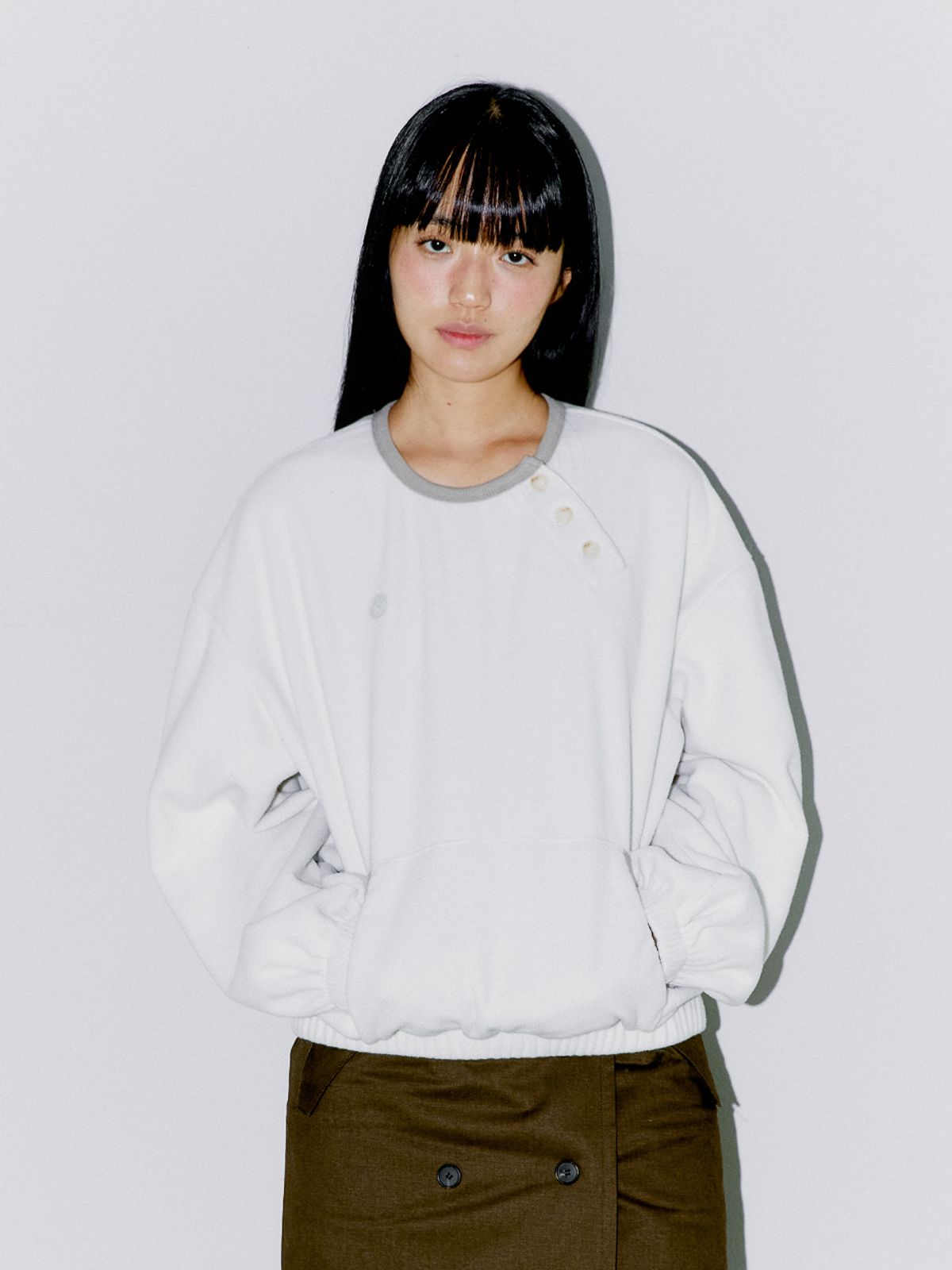 오피쉬(OAFISH) DIAGONAL HENLEY FLEECE SWEATSHIRTS, IVORY